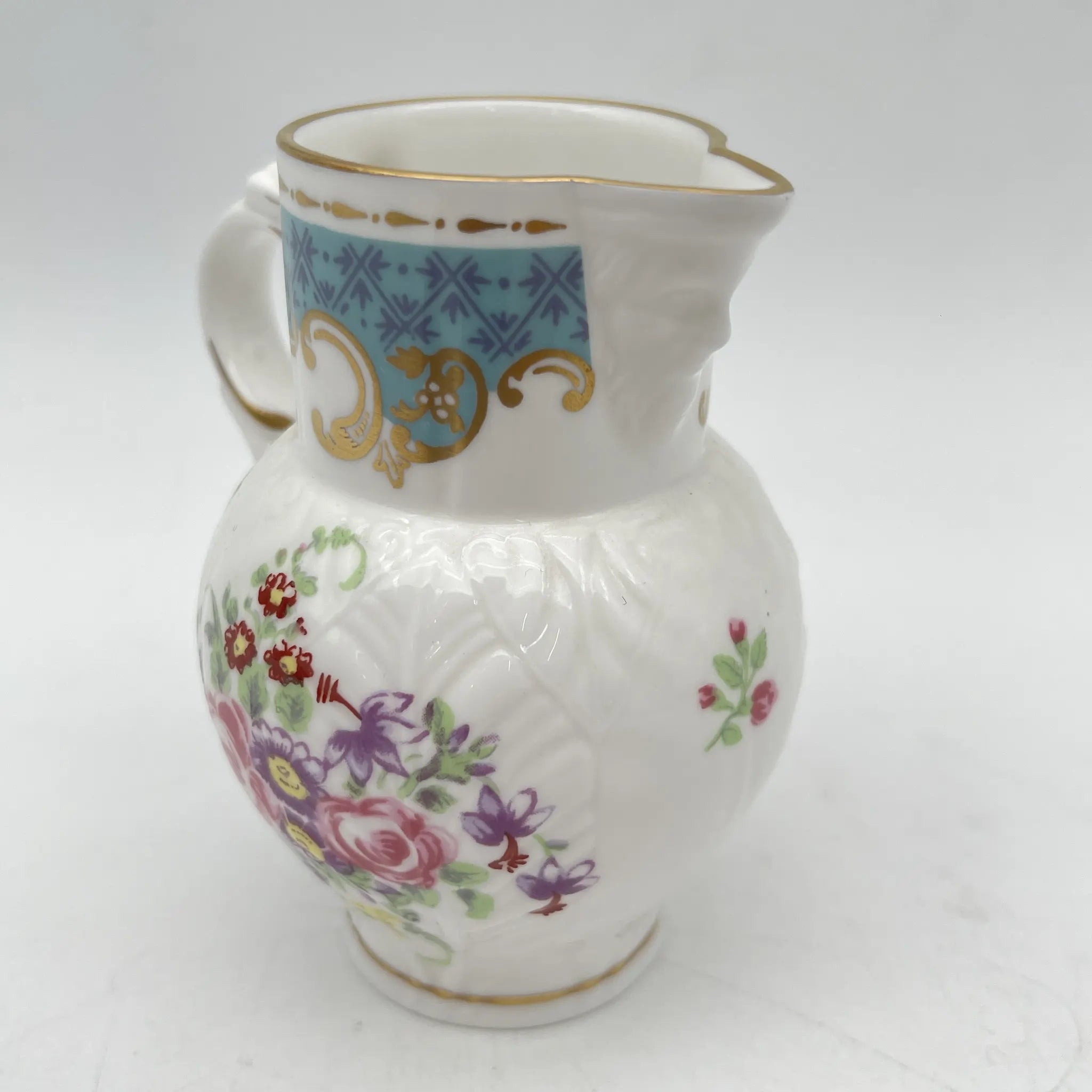Royal Worcester /牛奶瓶/ Historic Jug Collection / Cabbage Leaf Jug / 1970年~ 1980年代左右/ Fine Bone China /英国/奶油，金彩装饰，黄金轮辋，鸟画，水果画，精致中国，收藏品，室内/ [复古]