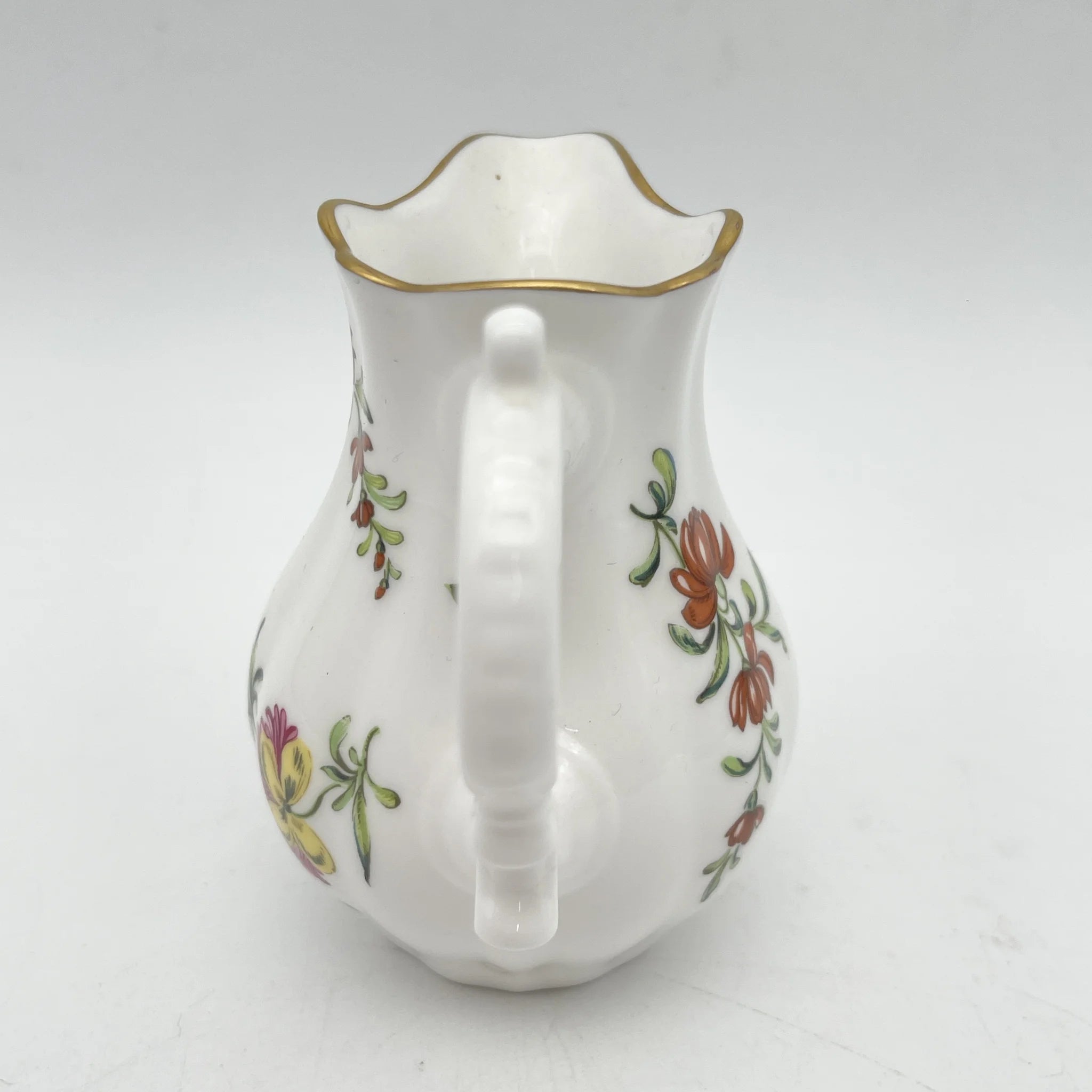 Royal Worcester /牛奶瓶/ Historic Jug Collection / Silver Shape Jug / 1970年~ 1980年代左右/ Fine Bone China /英国/奶油，金彩装饰，黄金轮辋，鸟画，水果画，精致中国，收藏品，室内/ [复古]