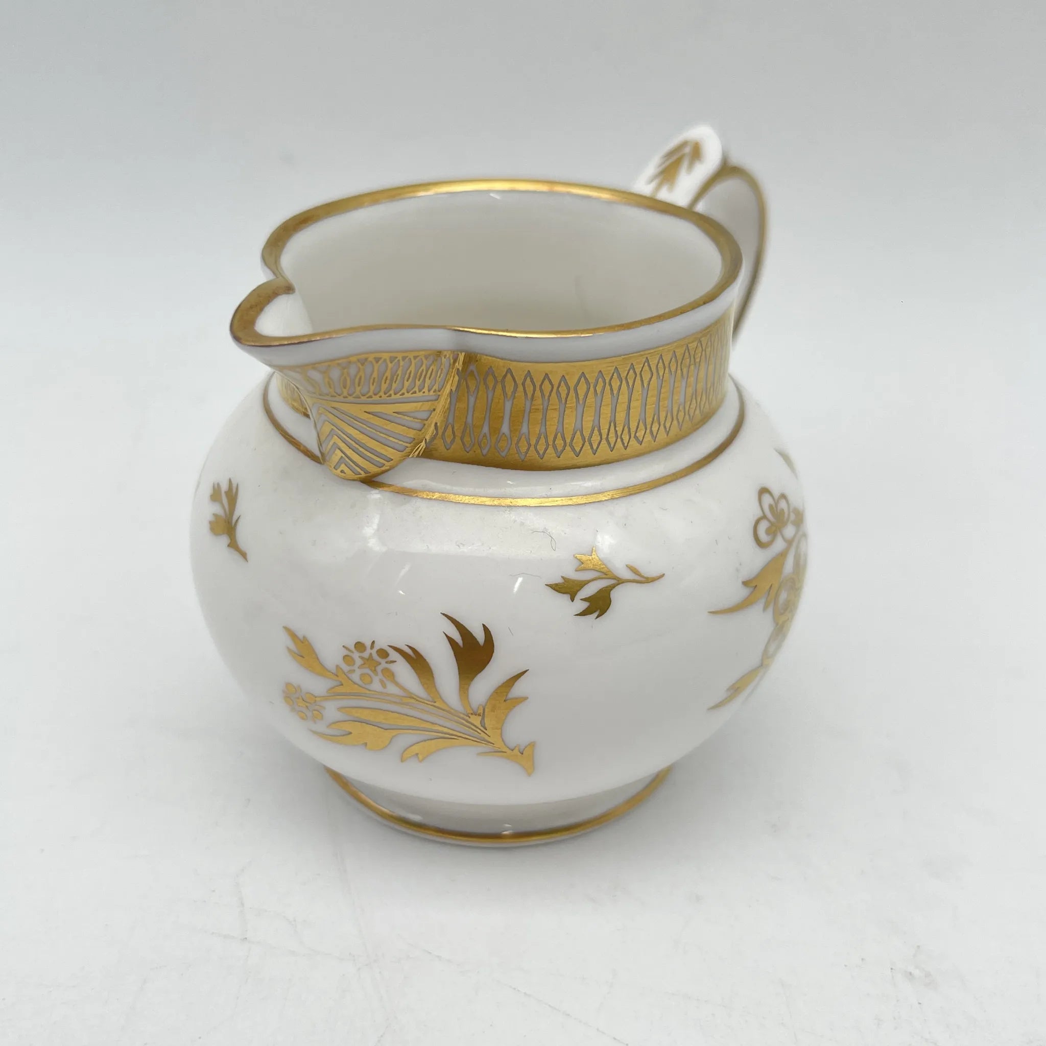 Royal Worcester /牛奶壶/ Historic Jug Collection / Grainger Jug / 1970 - 1980年代左右 / Fine Bone China /英国/奶油，金彩装饰，黄金轮辋，鸟画，水果画，精致中国，收藏品，室内/[复古]