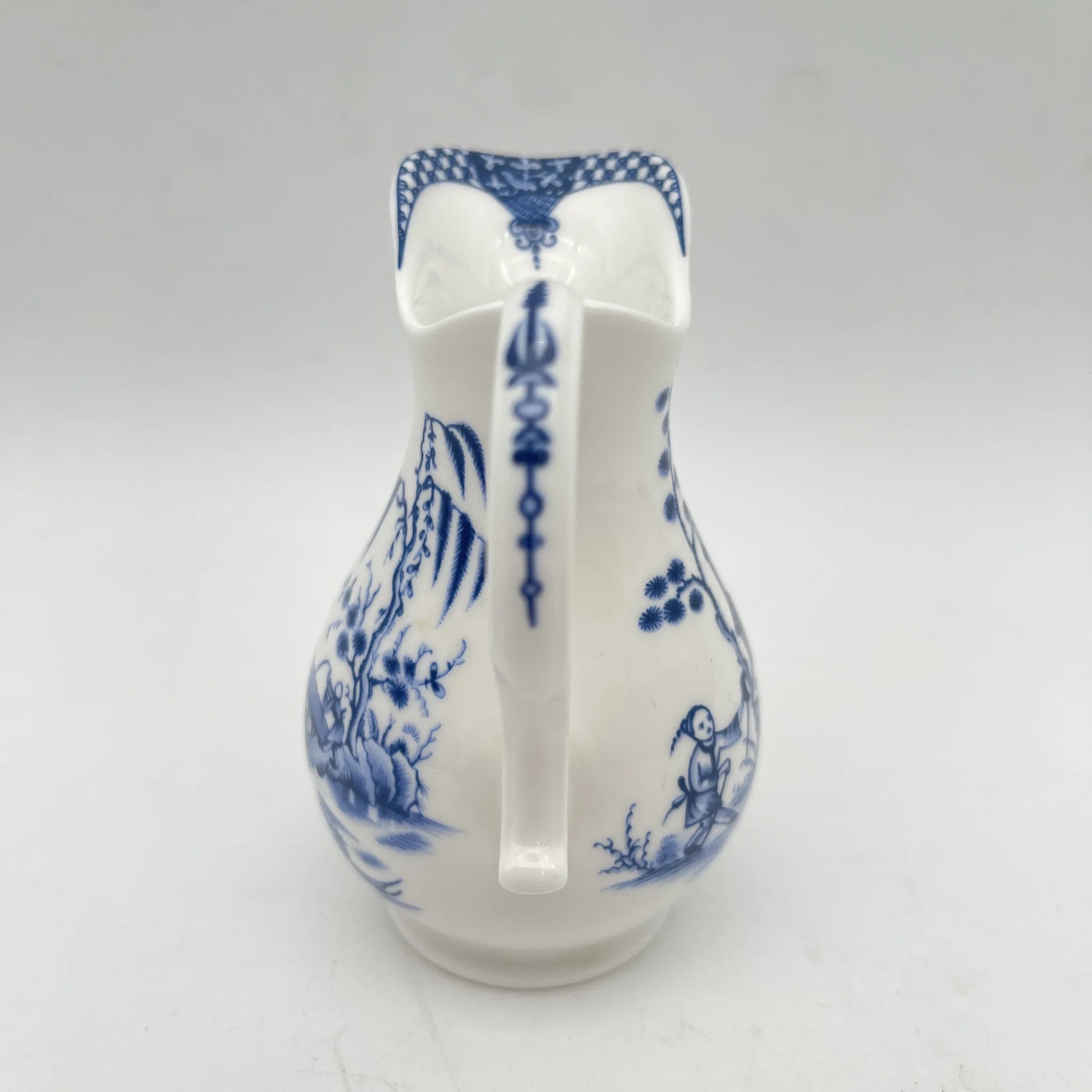 Royal Worcester /牛奶壶/ Historic Jug Collection / Chinese Ewer / 1970 - 1980年代左右 / Fine Bone China /英国/ 奶油，金彩装饰，黄金轮辋，鸟画，水果画，精致中国，收藏品，室内装饰，东方风格，山水画，中国青年/[复古]