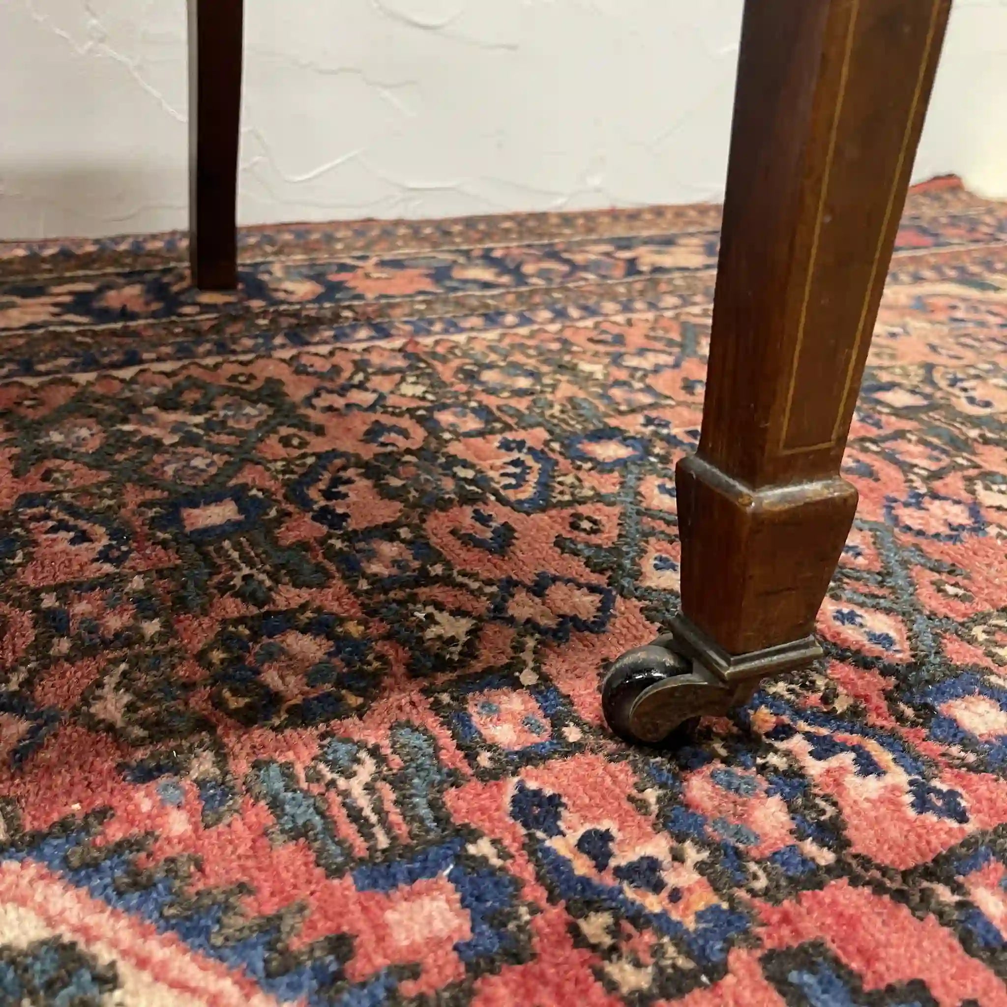 MAPLE & Co. / ナーシングチェア / 19c紀末-20c初頭 / マホガニー材 / イギリス / 象嵌細工,ニードルポイント,プチポワン / [アンティーク]