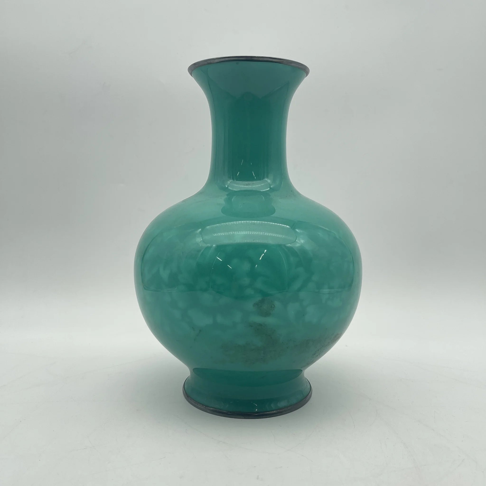 安藤七宝店（アンドウシッポウテン） / フラワーベース / 1950-70s / 銅製 / 日本 / 覆輪,彫込文様,下地花柄 / [ビンテージ]