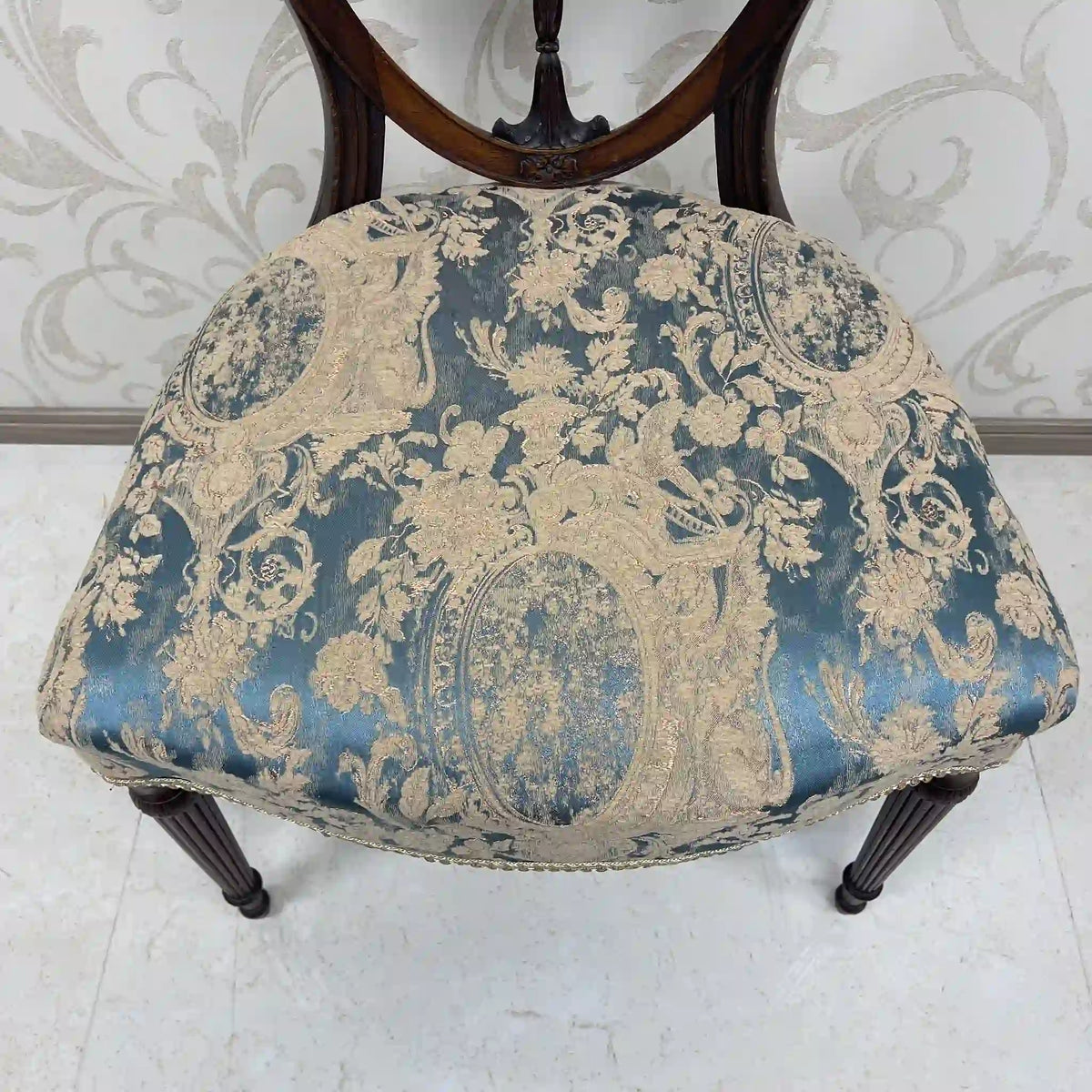 Dining chair (salon chair) / Hepplewhite style / 1990-2000s / England / British furniture, vintage chair, acanthus / [Vintage]