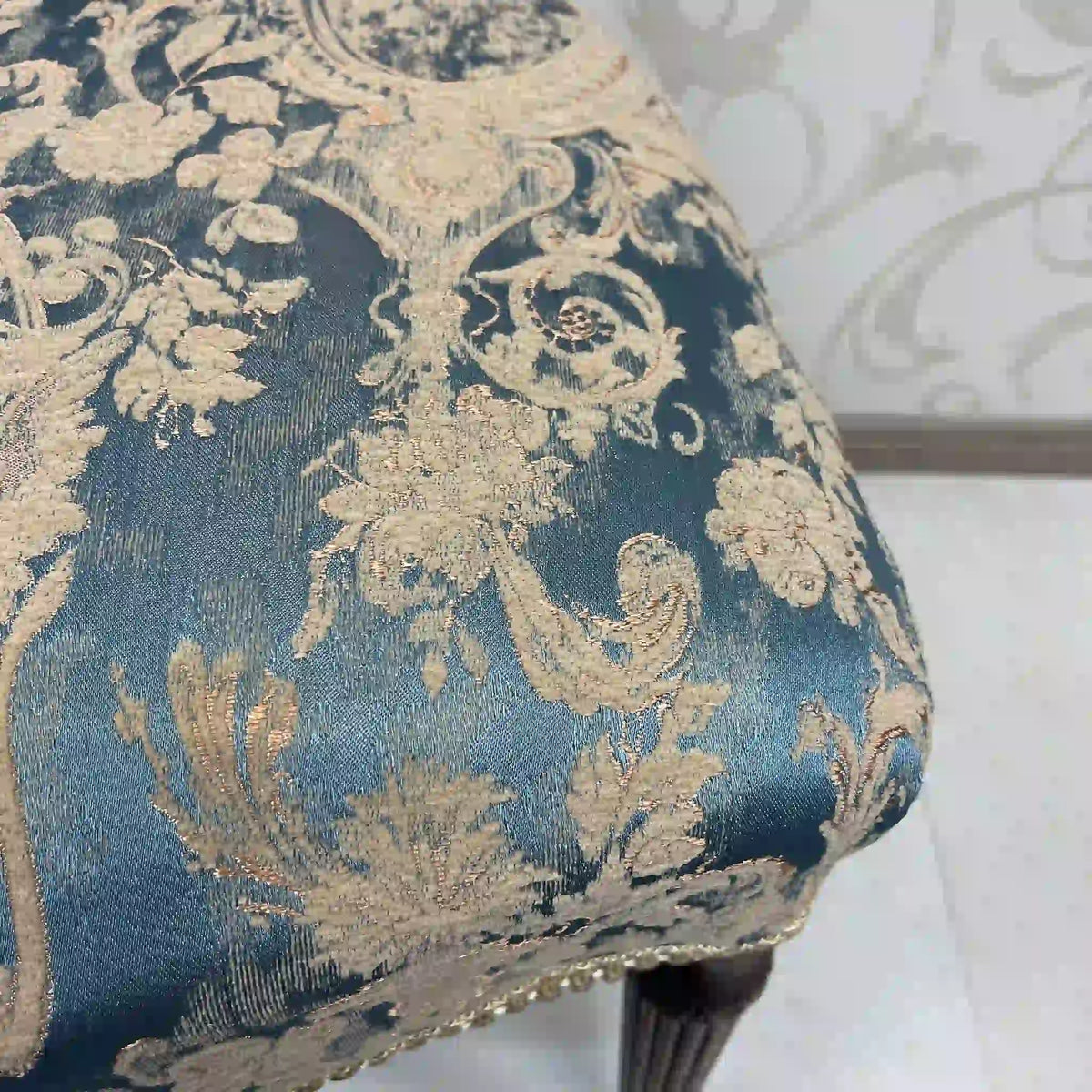 Dining chair (salon chair) / Hepplewhite style / 1990-2000s / England / British furniture, vintage chair, acanthus / [Vintage]