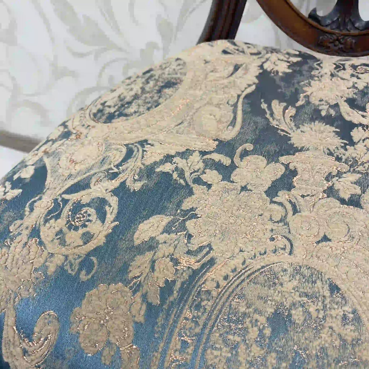 Dining chair (salon chair) / Hepplewhite style / 1990-2000s / England / British furniture, vintage chair, acanthus / [Vintage]