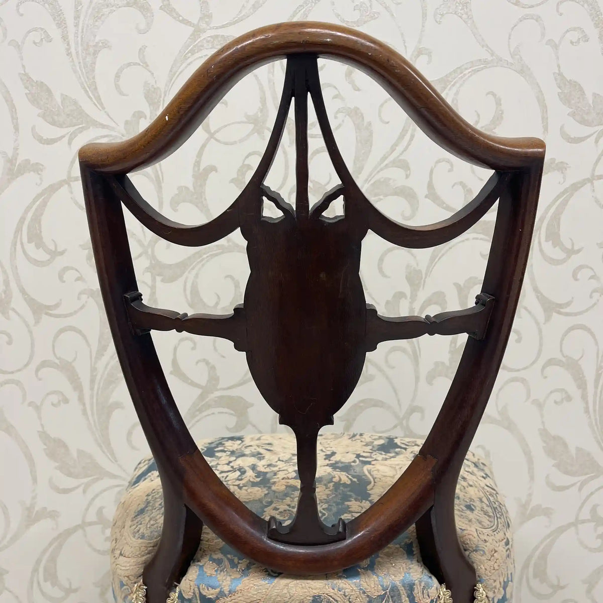 Dining chair (salon chair) / Hepplewhite style / 1990-2000s / England / British furniture, vintage chair, acanthus / [Vintage]