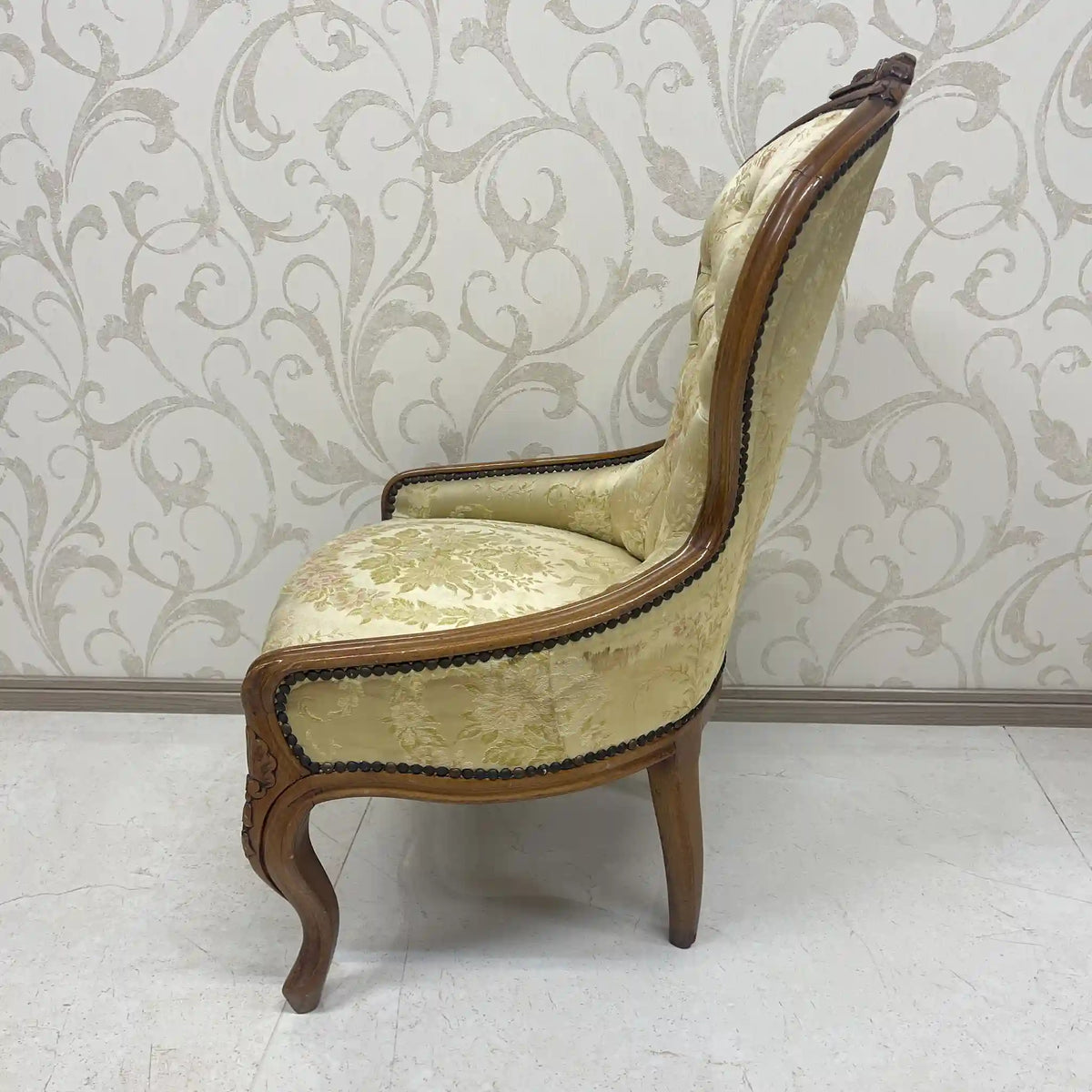 Armchair (dining chair) / Louis XV style / 1990-2000s / France / Salon chair, lounge chair, French antique, cat legs, antique style, rococo style / [Vintage]