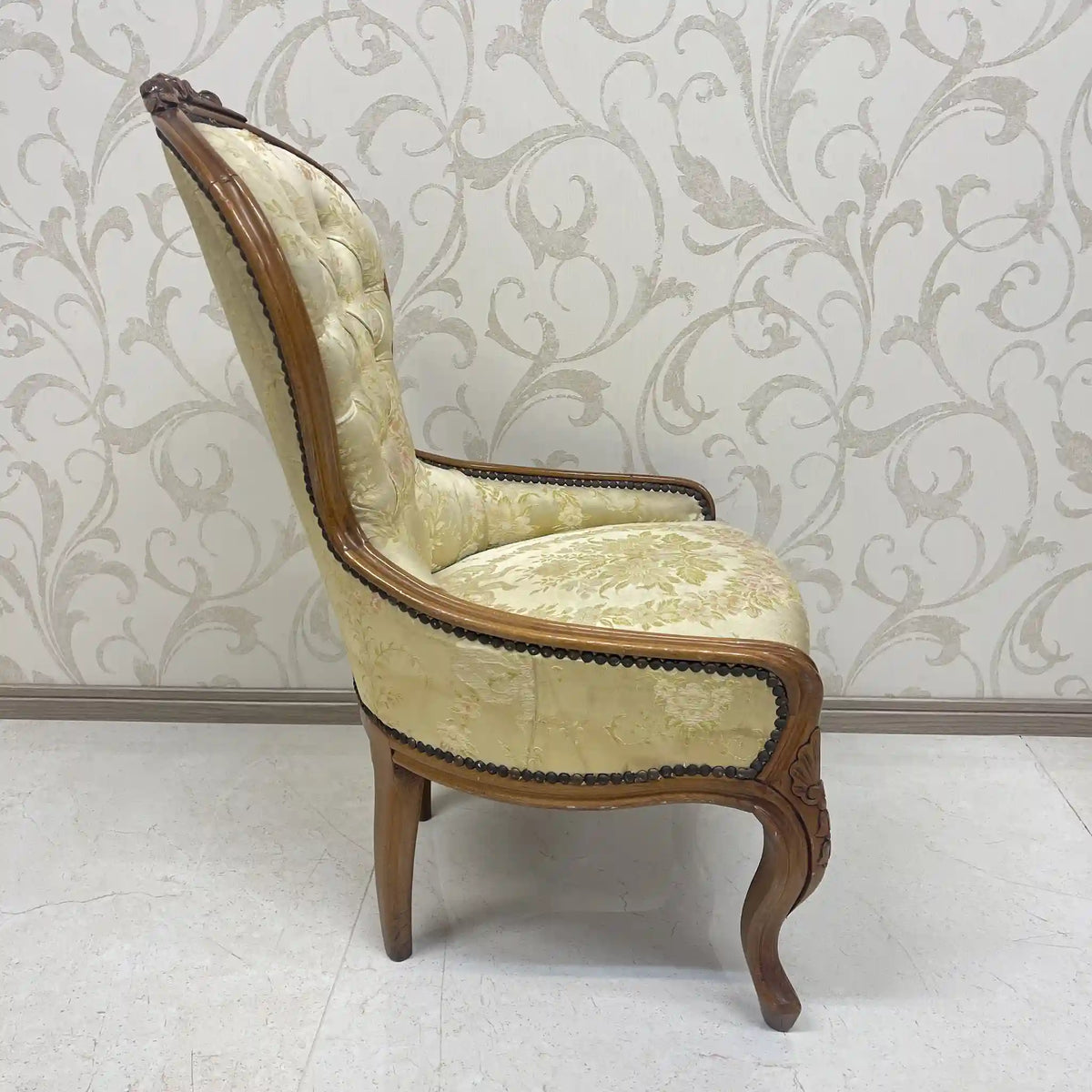 Armchair (dining chair) / Louis XV style / 1990-2000s / France / Salon chair, lounge chair, French antique, cat legs, antique style, rococo style / [Vintage]