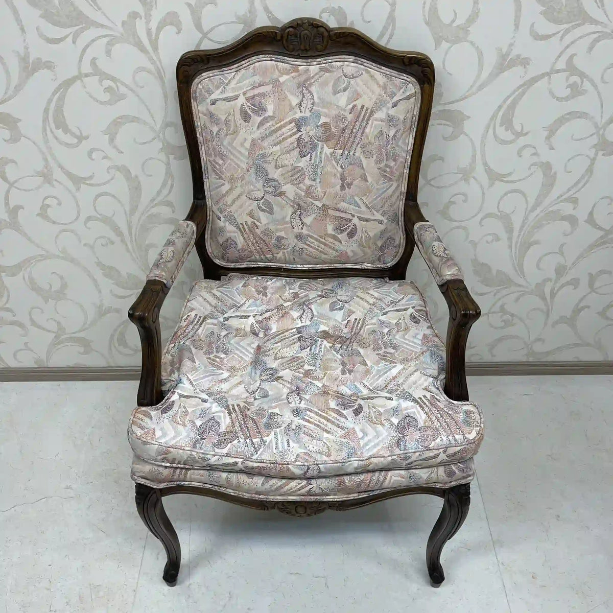 Dining chair (armchair) / late 20c / fabric / cat legs, cabriole legs, rococo style, antique style, one-seater sofa / [Vintage]