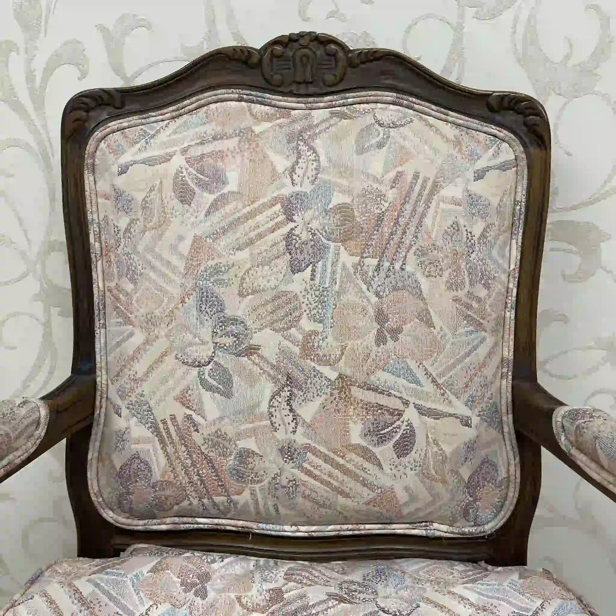 Dining chair (armchair) / late 20c / fabric / cat legs, cabriole legs, rococo style, antique style, one-seater sofa / [Vintage]