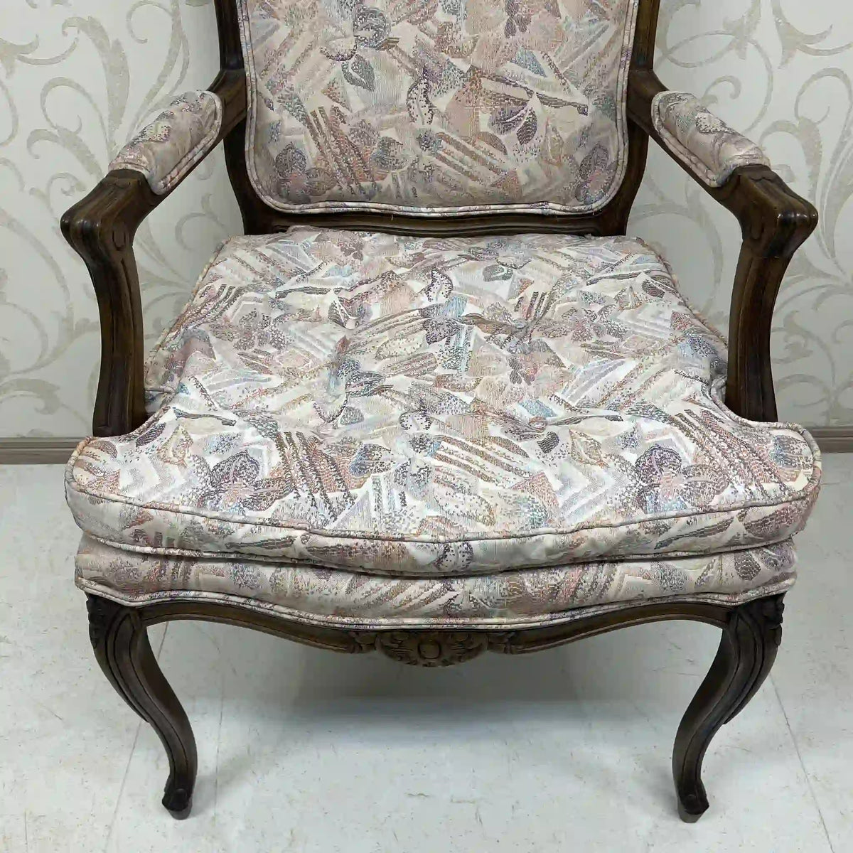 Dining chair (armchair) / late 20c / fabric / cat legs, cabriole legs, rococo style, antique style, one-seater sofa / [Vintage]
