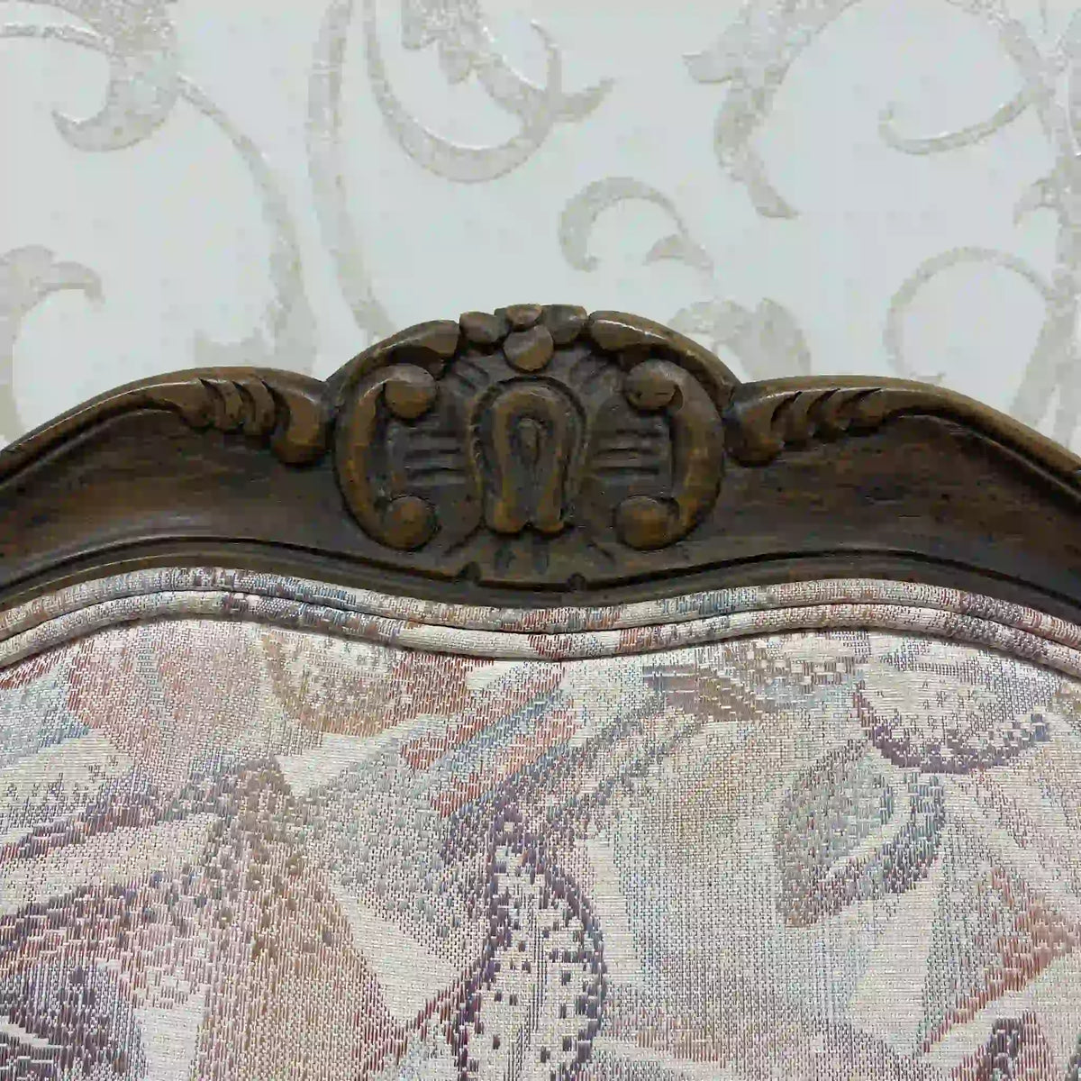 Dining chair (armchair) / late 20c / fabric / cat legs, cabriole legs, rococo style, antique style, one-seater sofa / [Vintage]
