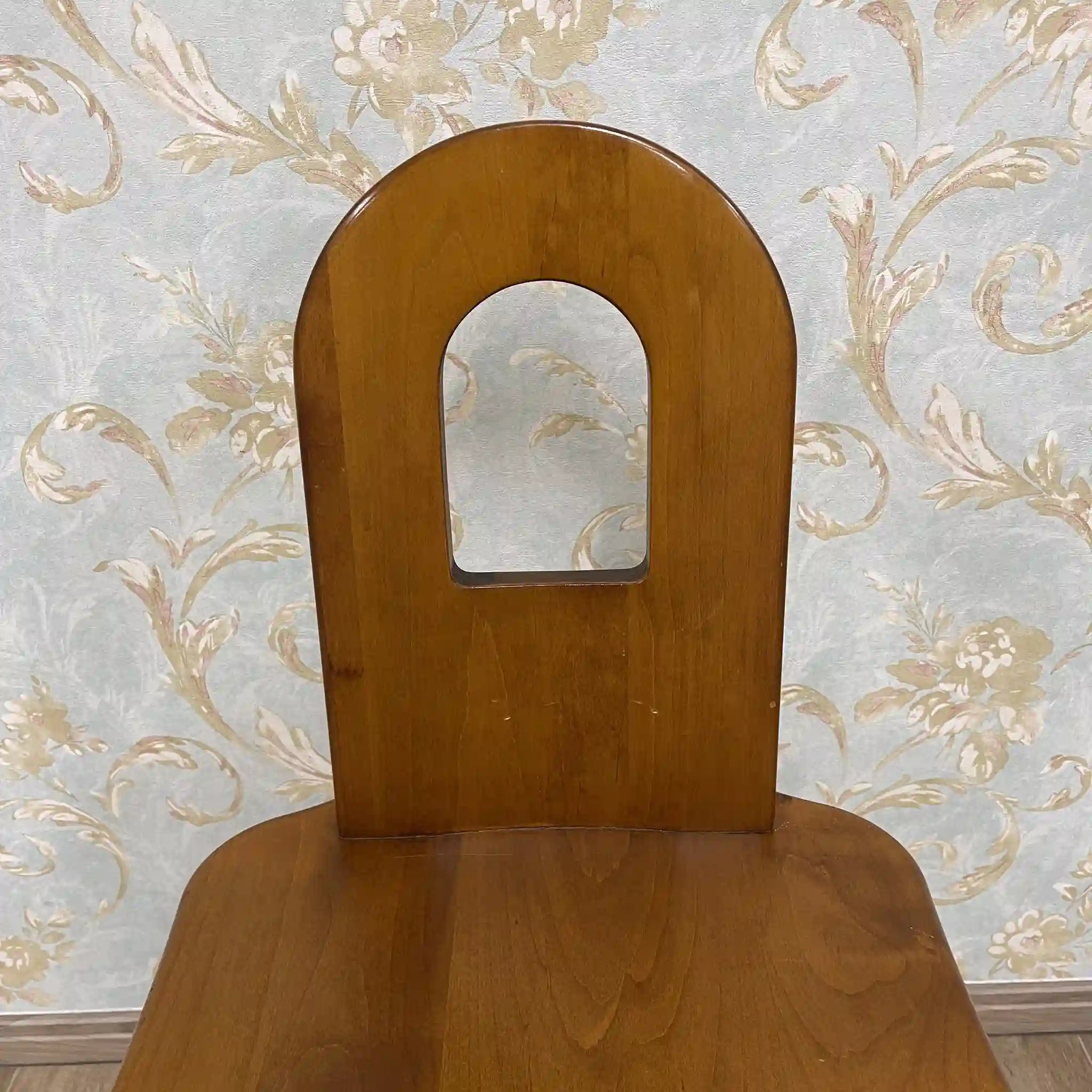 Hida Sangyo (Woodpecker) / Kids chair (mini chair for kids) / 1970-80s / Natural wood / Japan / Hollowed out backrest, board seat, carved seat, round legs, wedge clasp, kids space, space saving / [Vintage]