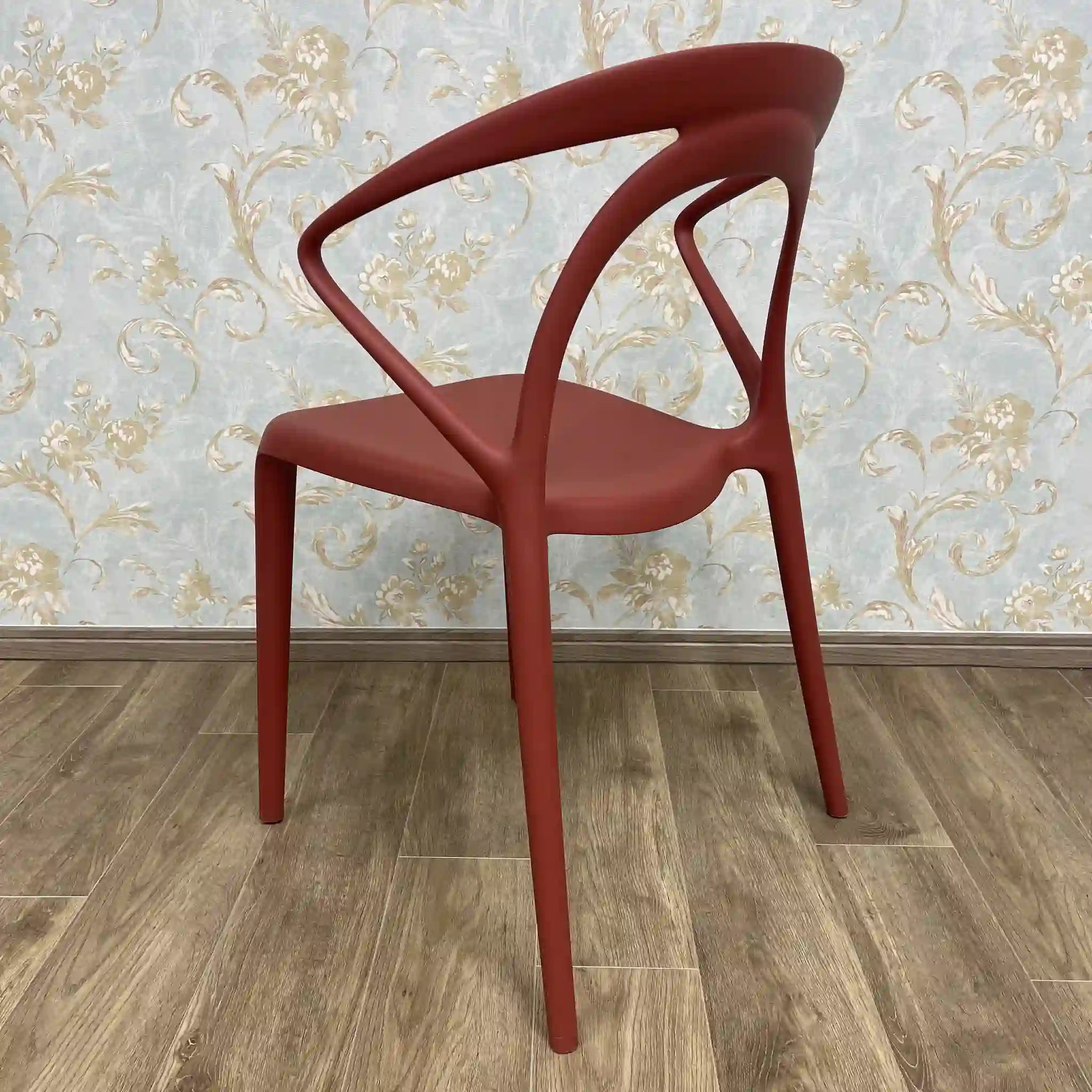 Plastic chair (dining chair) / Recent years / Polypropylene / Open back, U shape, integral molding, terracotta red, stacking, garden chair / [Reuse]