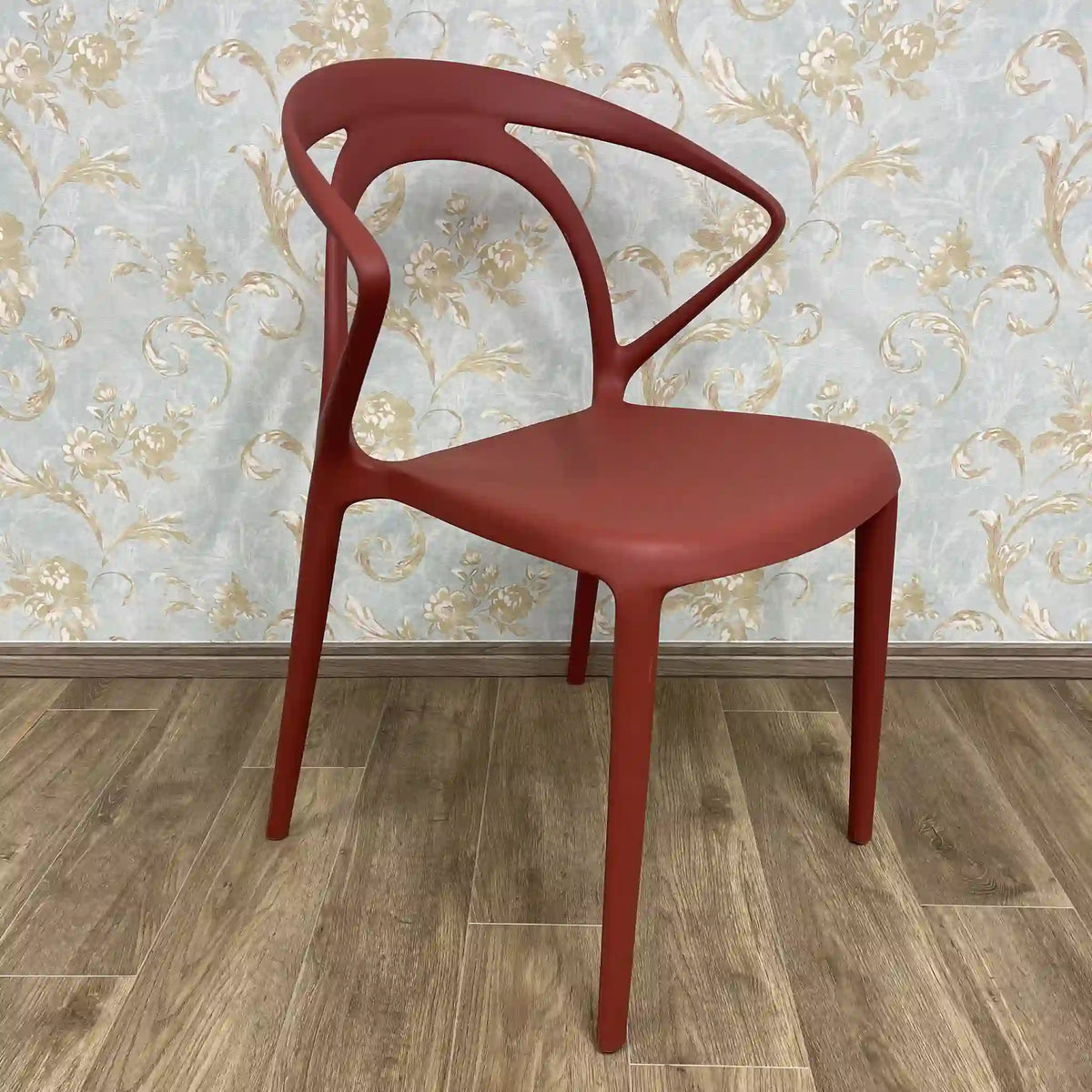 Plastic chair (dining chair) / Recent years / Polypropylene / Open back, U shape, integral molding, terracotta red, stacking, garden chair / [Reuse]