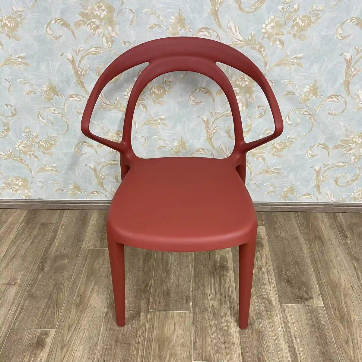 プラスチックチェア(ダイニングチェア) / 近年 / ポリプロピレン / オープンバック,Uシェイプ,一体成型,テラコッタレッド,スタッキング,ガーデンチェア / [リユース]