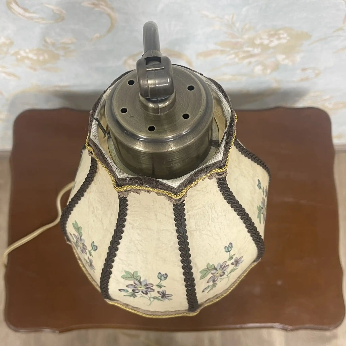 新日本照明/台灯/ 1990s以后/木制/罗克脚，布灯罩，花卉图案，带调光功能，旧电调标记，波浪边/[复古]