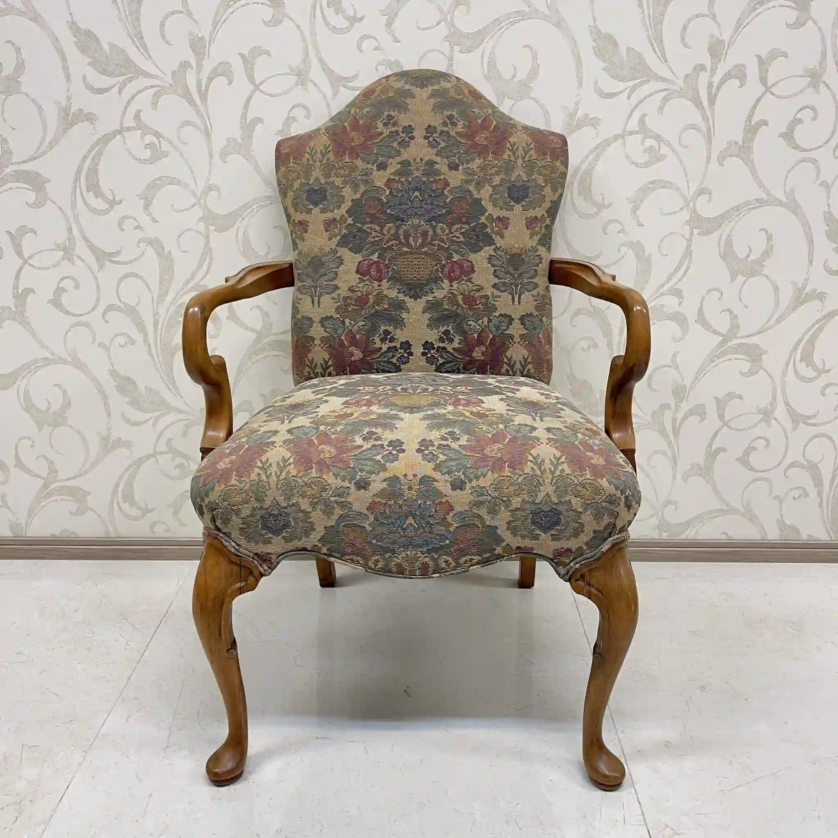 Style Upholstering, Inc / アームチェア(ラウンジチェア) / クィーンアン様式 / 20世紀後半 / ビーチ材 / アメリカ / 1人掛けソファ,猫脚椅子,アンティークチェア,ゴブラン織,花柄 / [リユース]