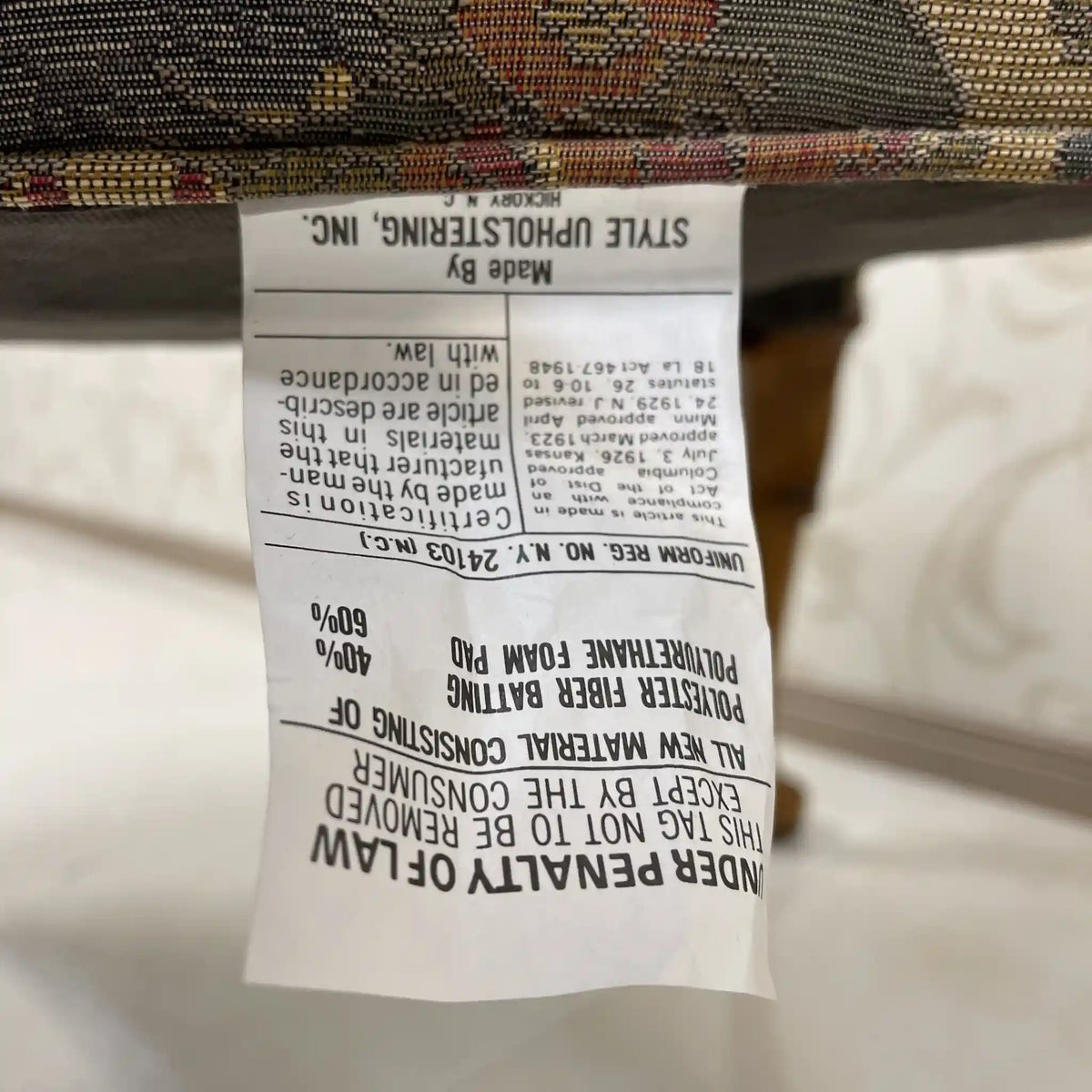 Style Upholstering, Inc / アームチェア(ラウンジチェア) / クィーンアン様式 / 20世紀後半 / ビーチ材 / アメリカ / 1人掛けソファ,猫脚椅子,アンティークチェア,ゴブラン織,花柄 / [リユース]