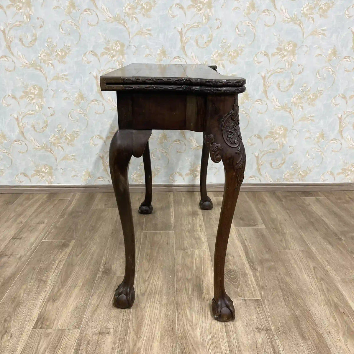 ゲームテーブル(カードテーブル) / 1910s / 木材 / ボール＆クロウ,猫脚,彫刻,チッペンデール様式,折りたたみ天板 / [アンティーク]