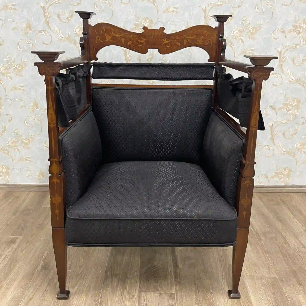 アームチェア(サロンチェア) / 1900年代 / マホガニー材 / イギリス / 象嵌細工(インレイ),アール・ヌーヴォー,テーパードレッグ,ボタニカルモチーフ / [アンティーク]