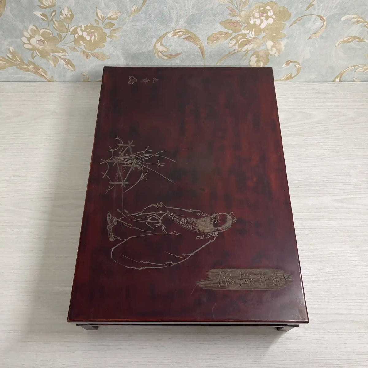 文机 / [骨董品]