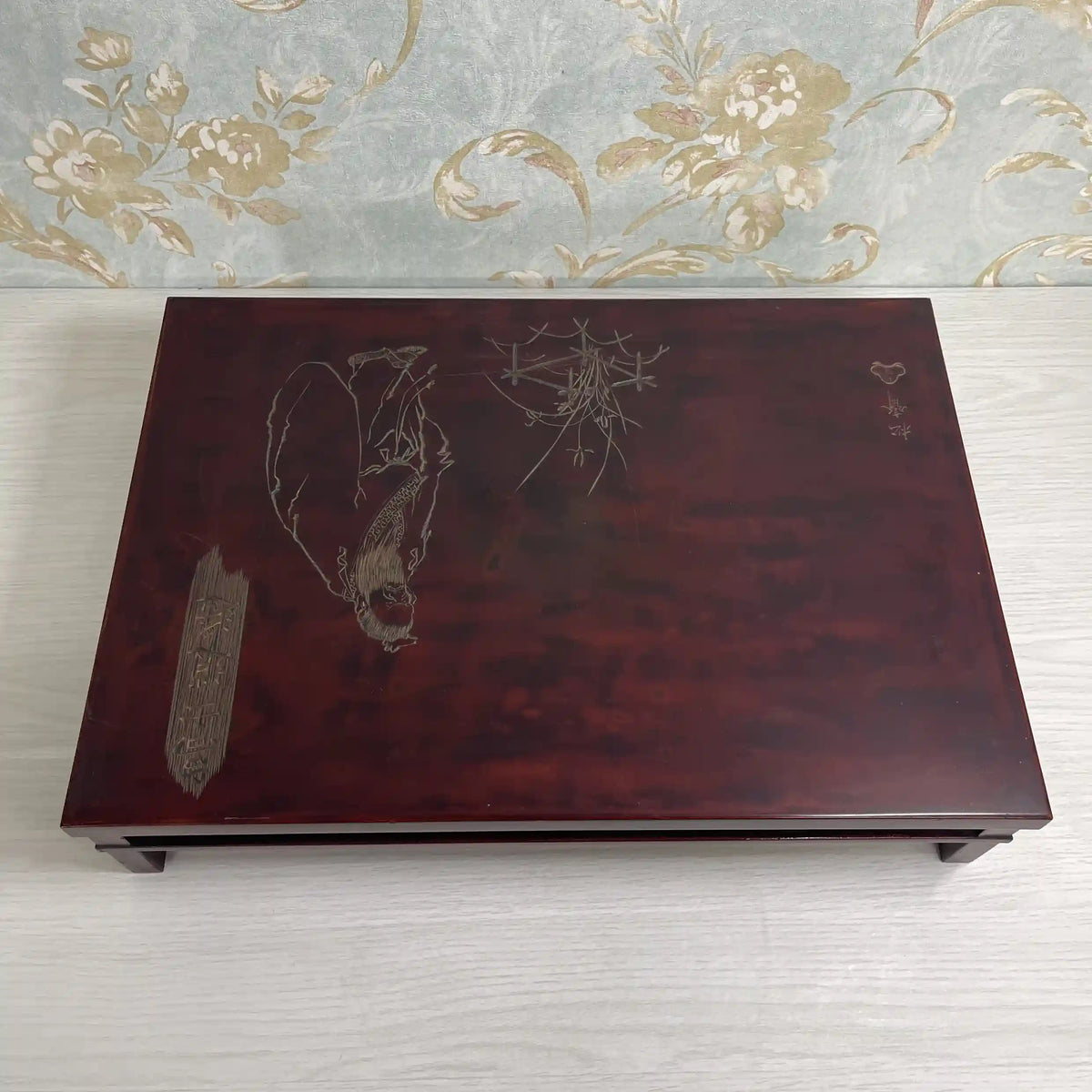 文机 / [骨董品]