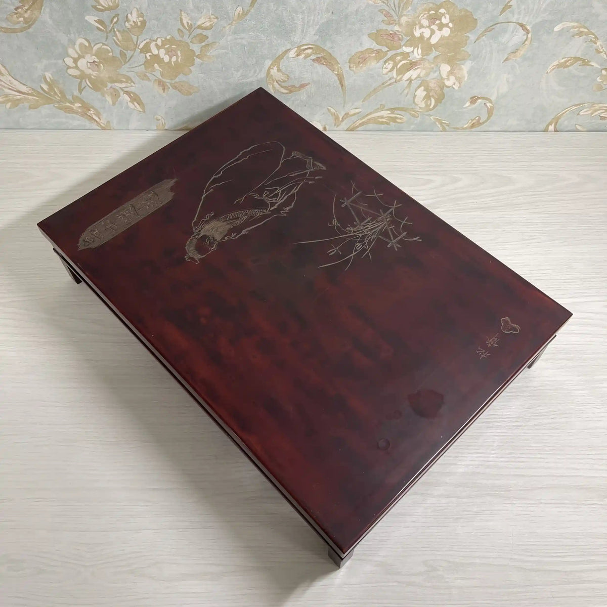 文机 / [骨董品]