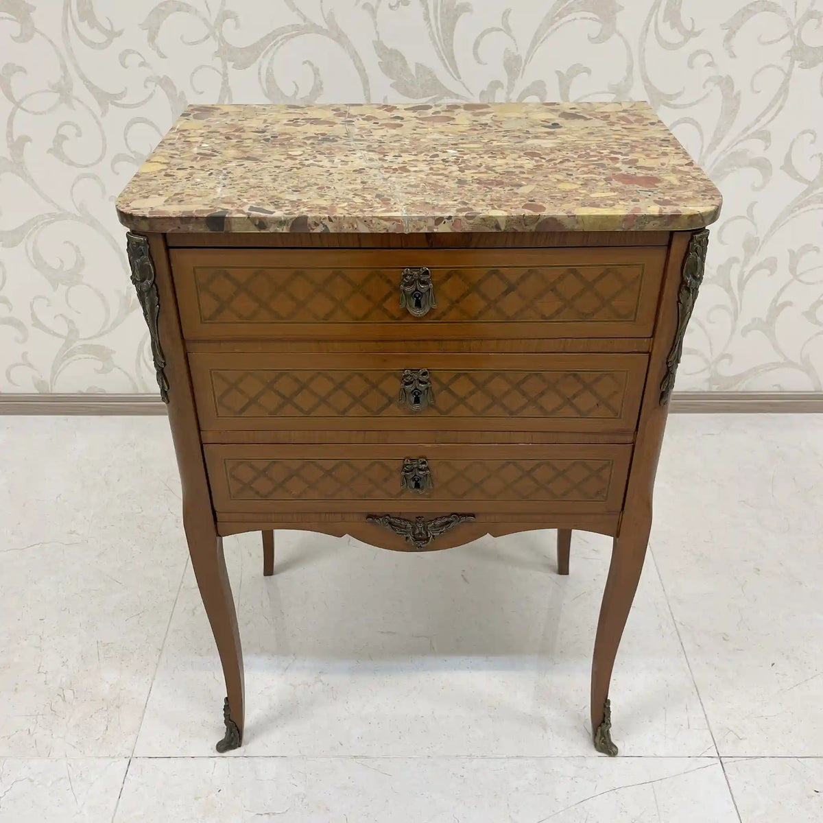 Side chest / Louis XV style / France / Inlay (marquetry), marble top, cat legs / [Antique]