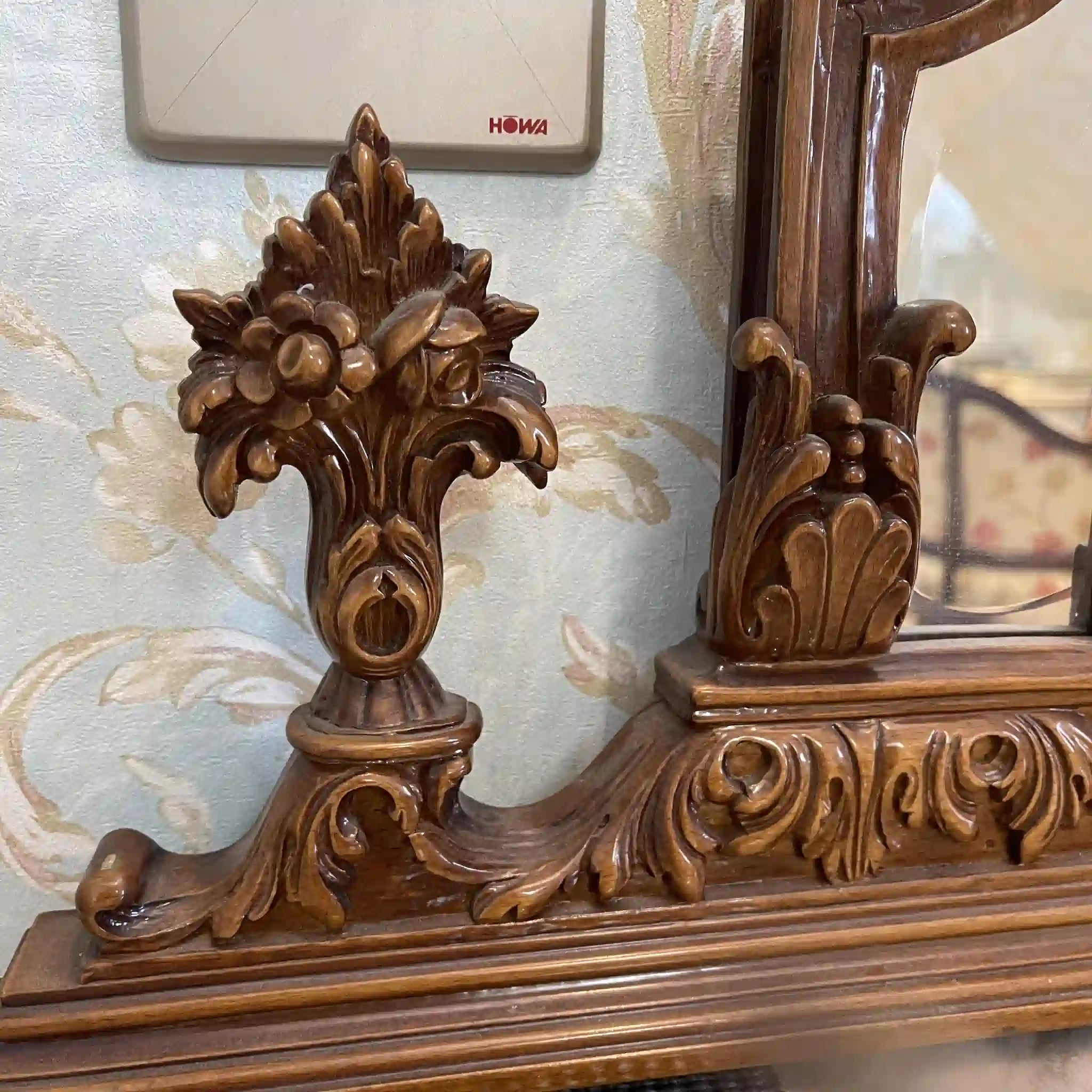 【アンティーク】 ミラーコンソールテーブル / ジョージアン様式 / 20世紀 / ビーチ材 / イタリア / フルーティングレッグ,手彫り,