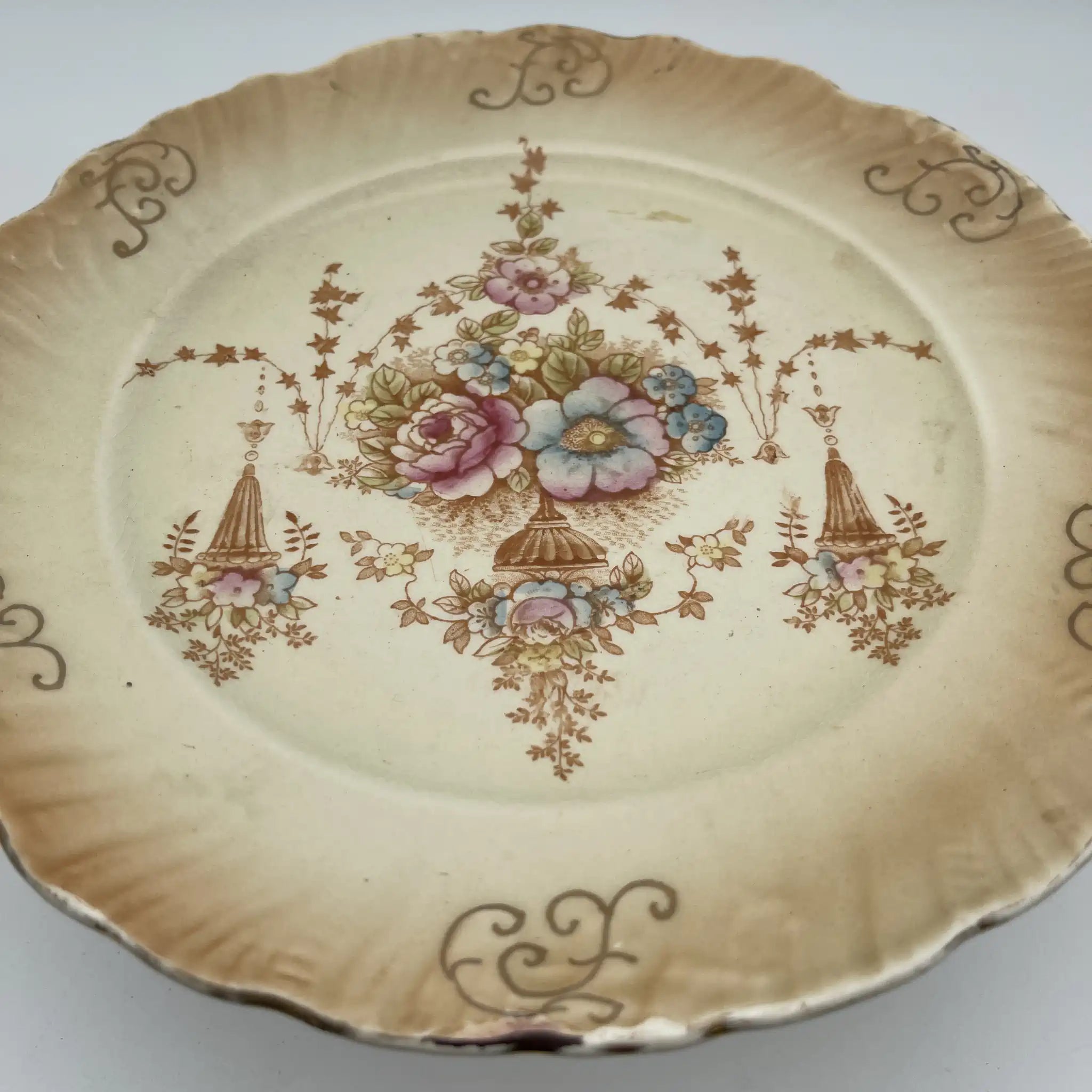 【アンティーク】 コンポート (高台皿) / Crown Devon (クラウンデボン) / Spring / 1910-1920年代 / 陶器 / イギリス / 銅板転写, 手彩色 金彩