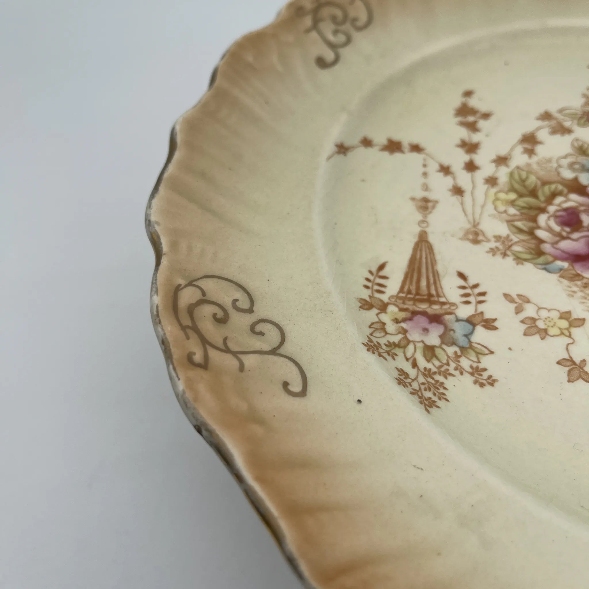 【アンティーク】 コンポート (高台皿) / Crown Devon (クラウンデボン) / Spring / 1910-1920年代 / 陶器 / イギリス / 銅板転写, 手彩色 金彩