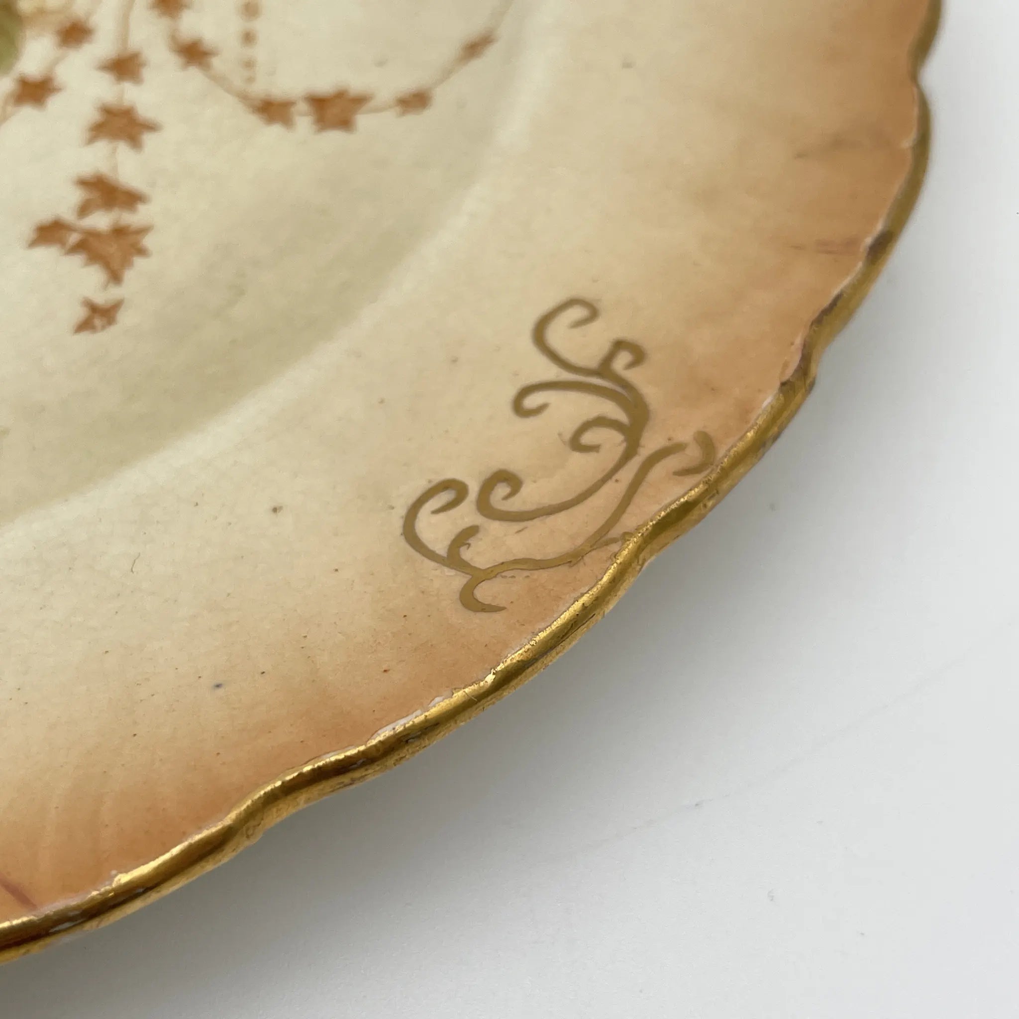 【アンティーク】 ディナープレート (メイン皿) / Crown Devon (クラウンデボン) / Spring / 1910-1920年代 / 陶器 / イギリス / 銅板転写, 手彩色 金彩