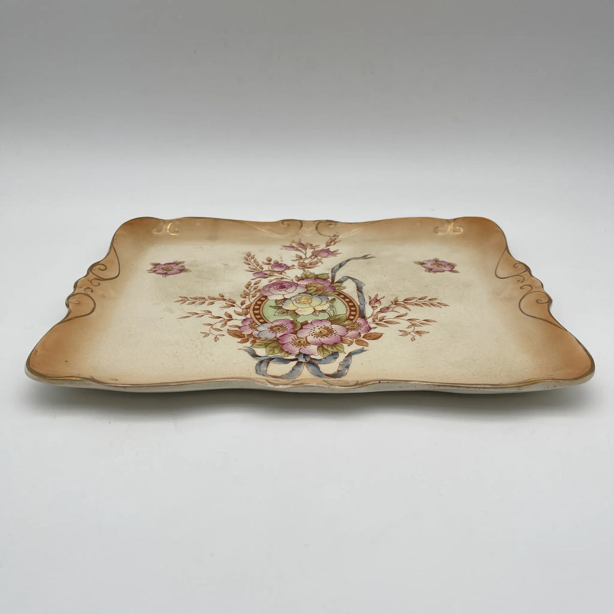 Crown Devon / Square plate / 1910-1920s / Pottery / England / Hand painted, floral pattern, British antique, retro, gold mining / [Antique]