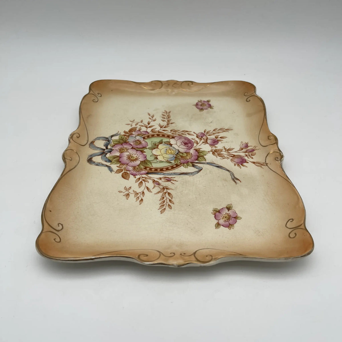 Crown Devon / Square plate / 1910-1920s / Pottery / England / Hand painted, floral pattern, British antique, retro, gold mining / [Antique]
