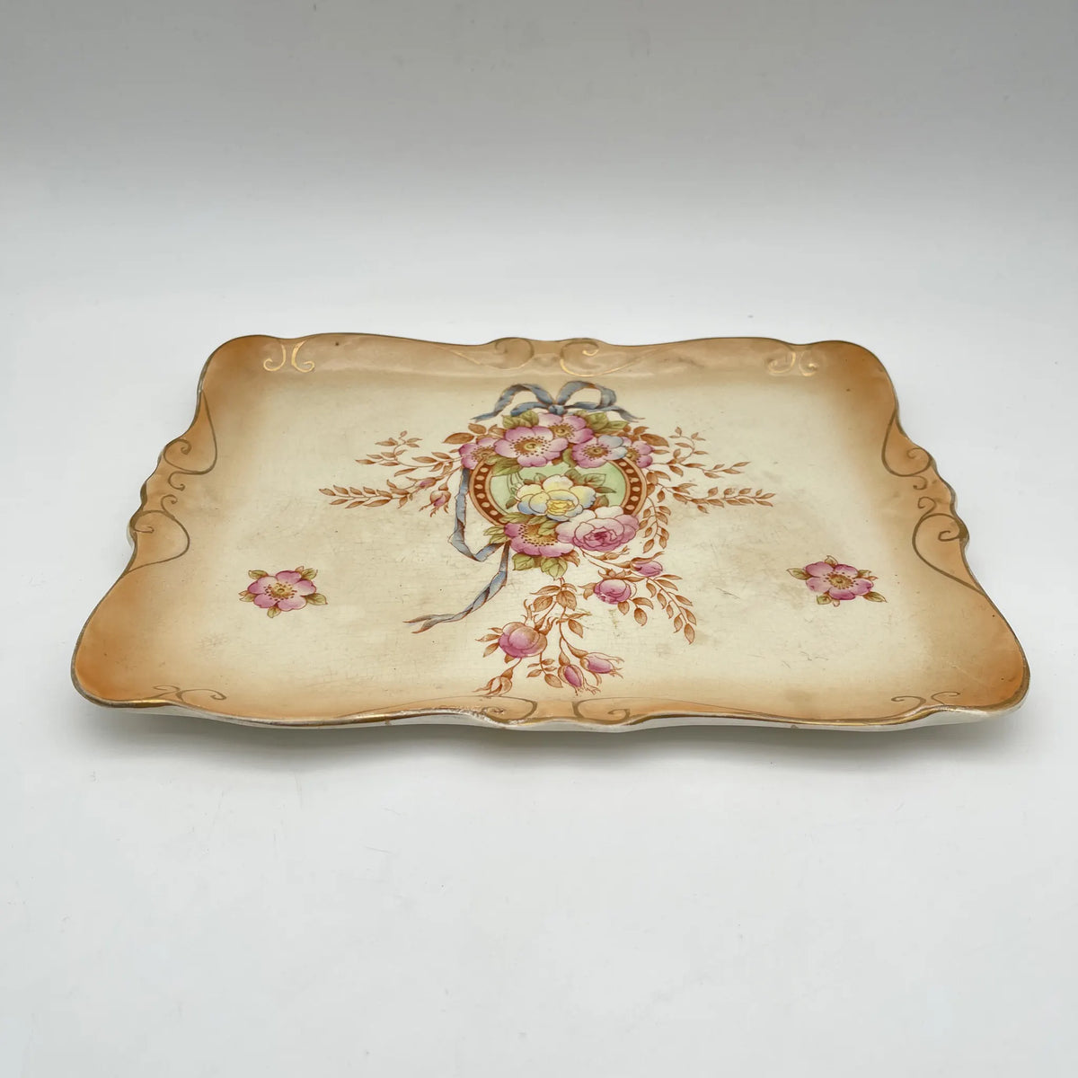 Crown Devon / Square plate / 1910-1920s / Pottery / England / Hand painted, floral pattern, British antique, retro, gold mining / [Antique]