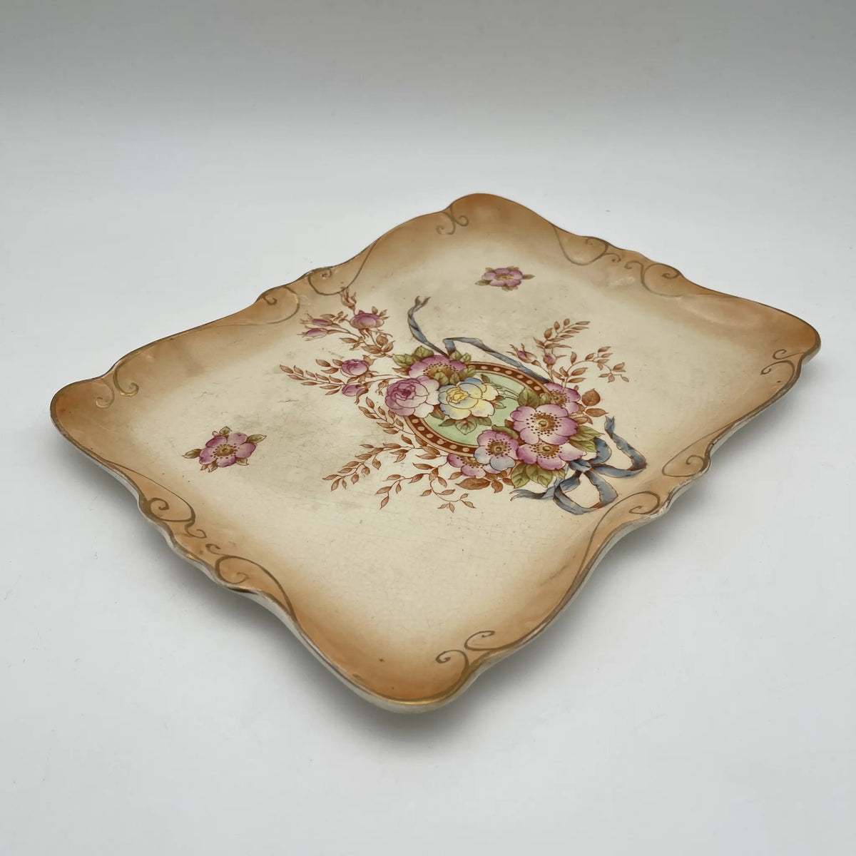 Crown Devon / Square plate / 1910-1920s / Pottery / England / Hand painted, floral pattern, British antique, retro, gold mining / [Antique]