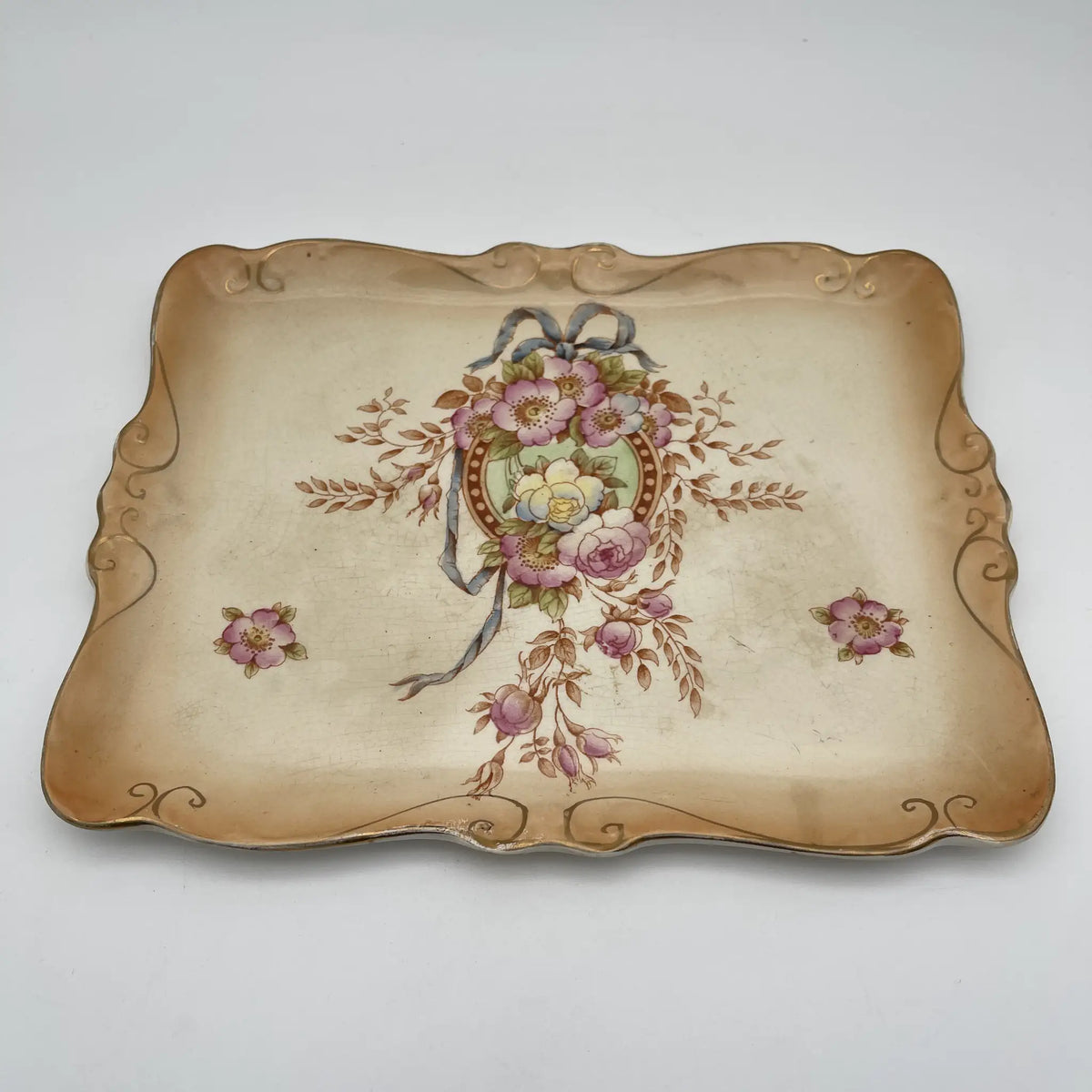 Crown Devon / Square plate / 1910-1920s / Pottery / England / Hand painted, floral pattern, British antique, retro, gold mining / [Antique]