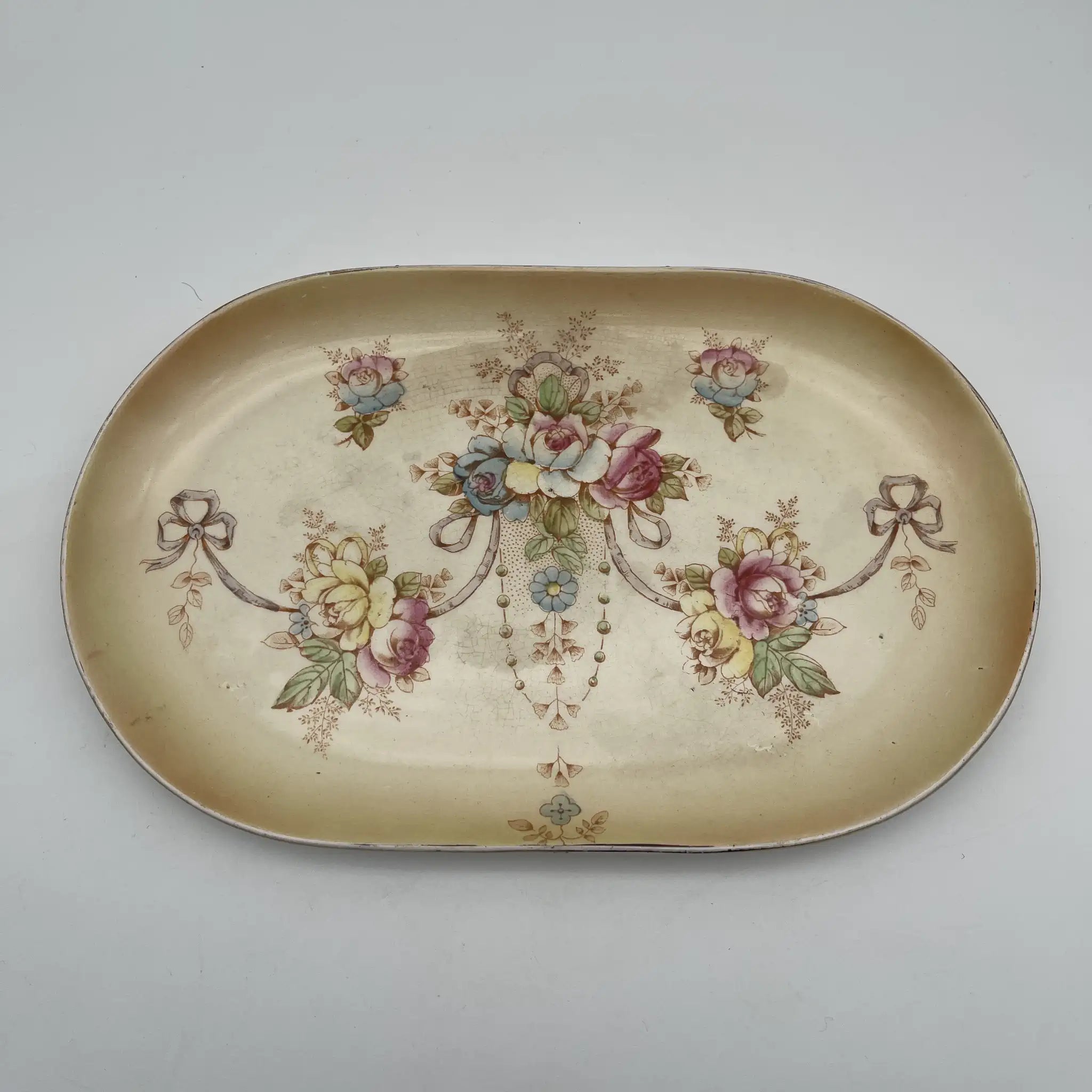 [Antique] Serving plate (platter) / Crown Devon / Etna / 1890-1910s / Pottery / England / Copper plate transfer, hand-colored gold