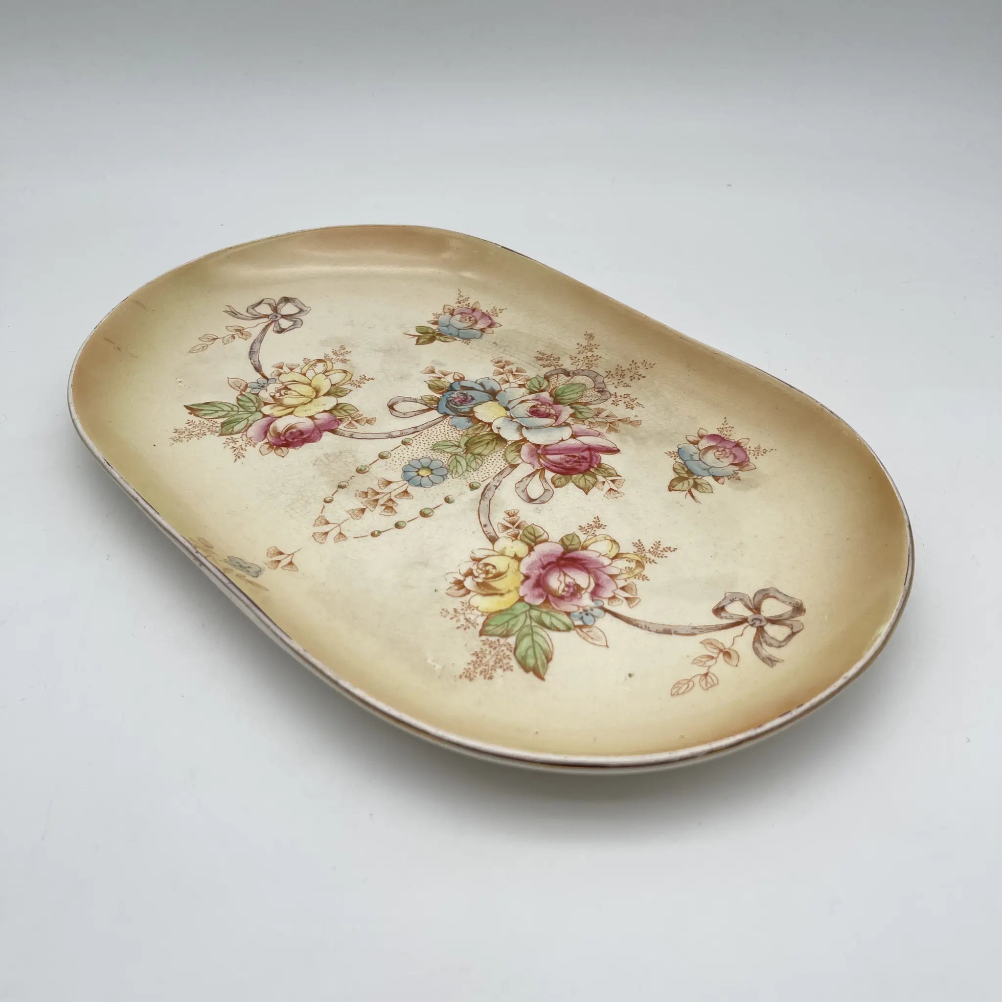 [Antique] Serving plate (platter) / Crown Devon / Etna / 1890-1910s / Pottery / England / Copper plate transfer, hand-colored gold