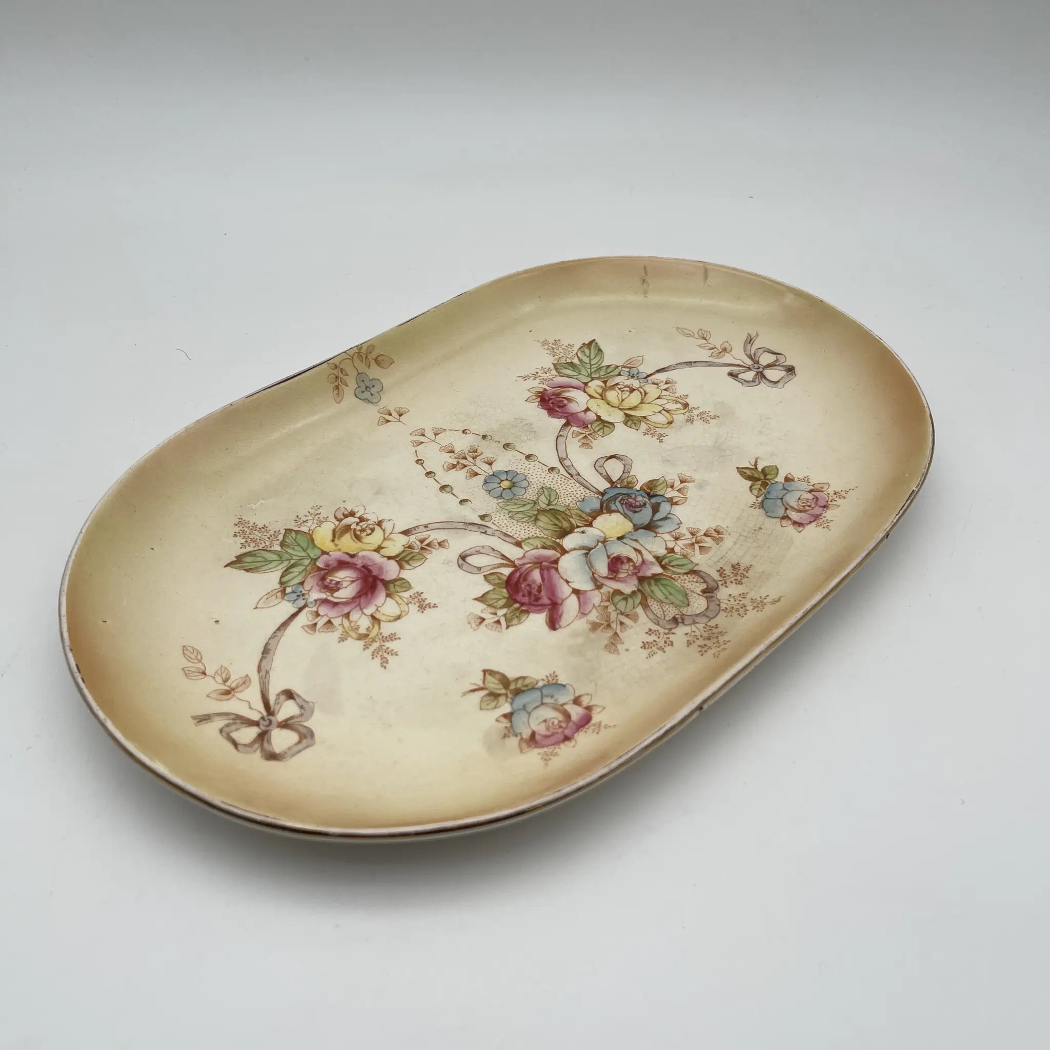 [Antique] Serving plate (platter) / Crown Devon / Etna / 1890-1910s / Pottery / England / Copper plate transfer, hand-colored gold