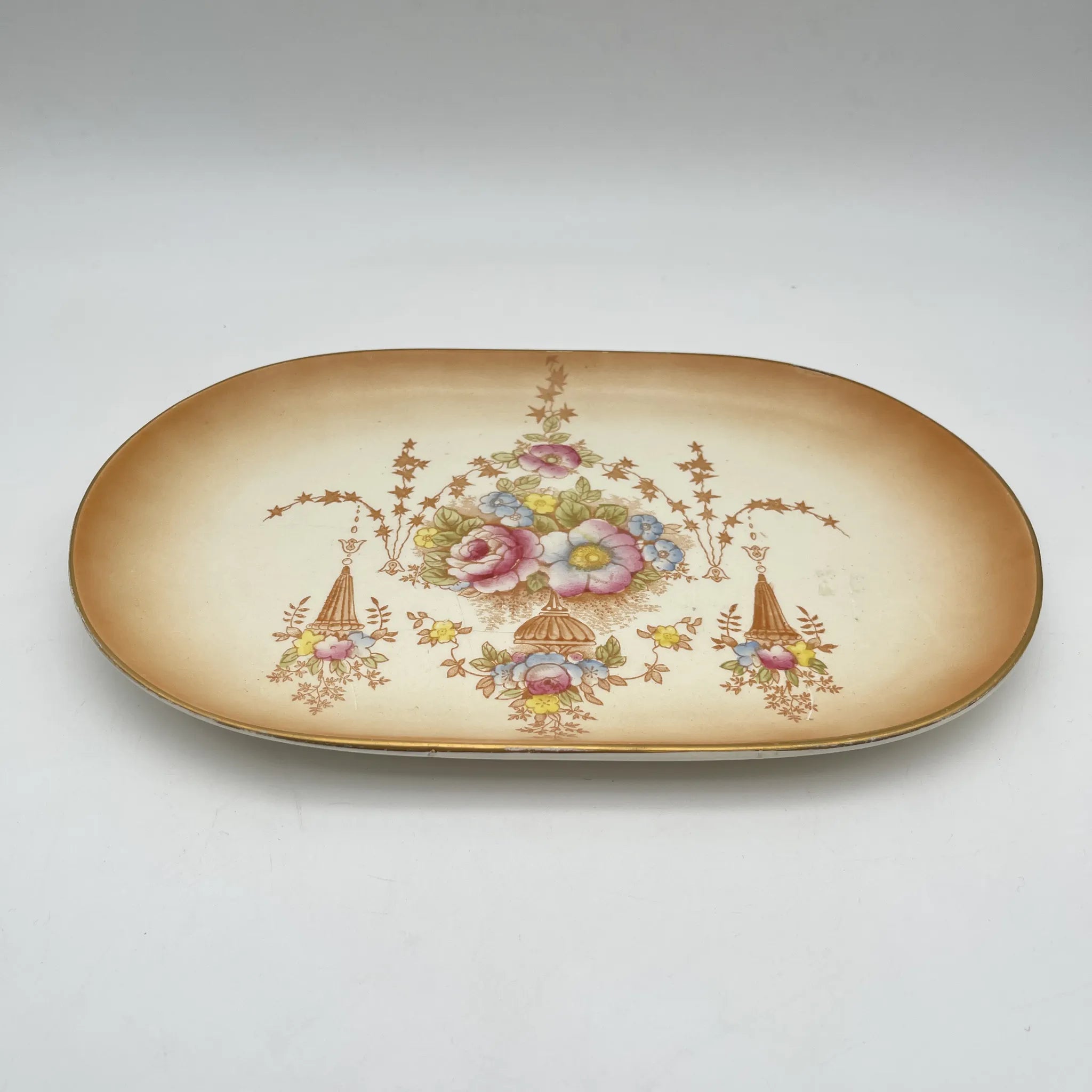 【アンティーク】 サービングプレート (大皿) / Crown Devon (クラウンデボン) / Spring / 1910年代 / 陶器 / イギリス / 銅板転写, 手彩色 金彩