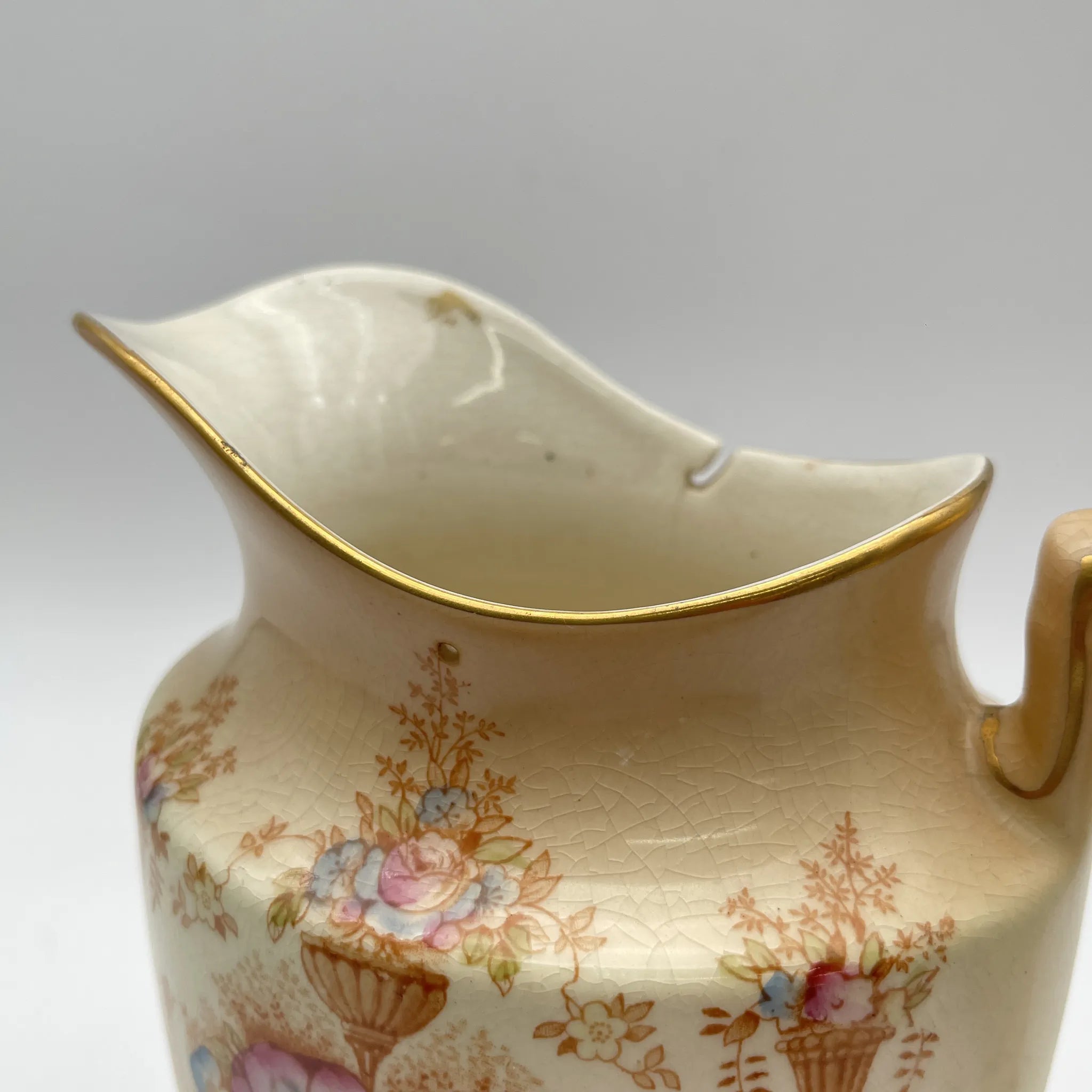[Antique] Jug / Crown Devon / Spring / 1910-1920s / Pottery / England / Copper plate transfer, hand-colored gold