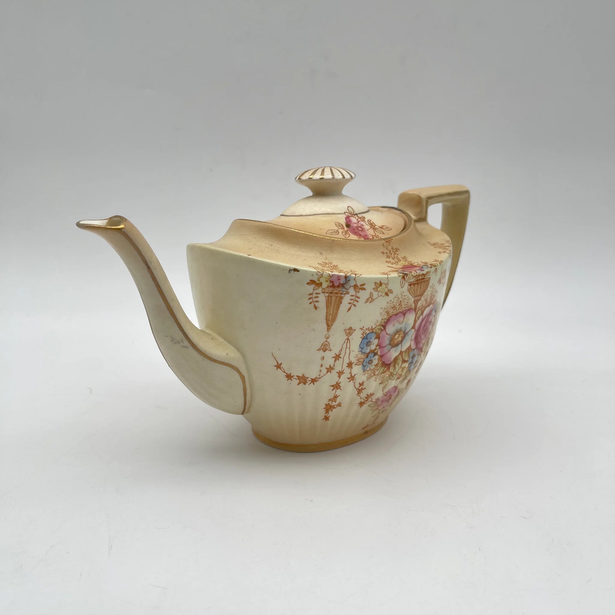 【アンティーク】 ティーポット / Crown Devon (クラウンデボン) / Spring / 1910-1920年代 / 陶器 / イギリス / 銅板転写, 手彩色 金彩