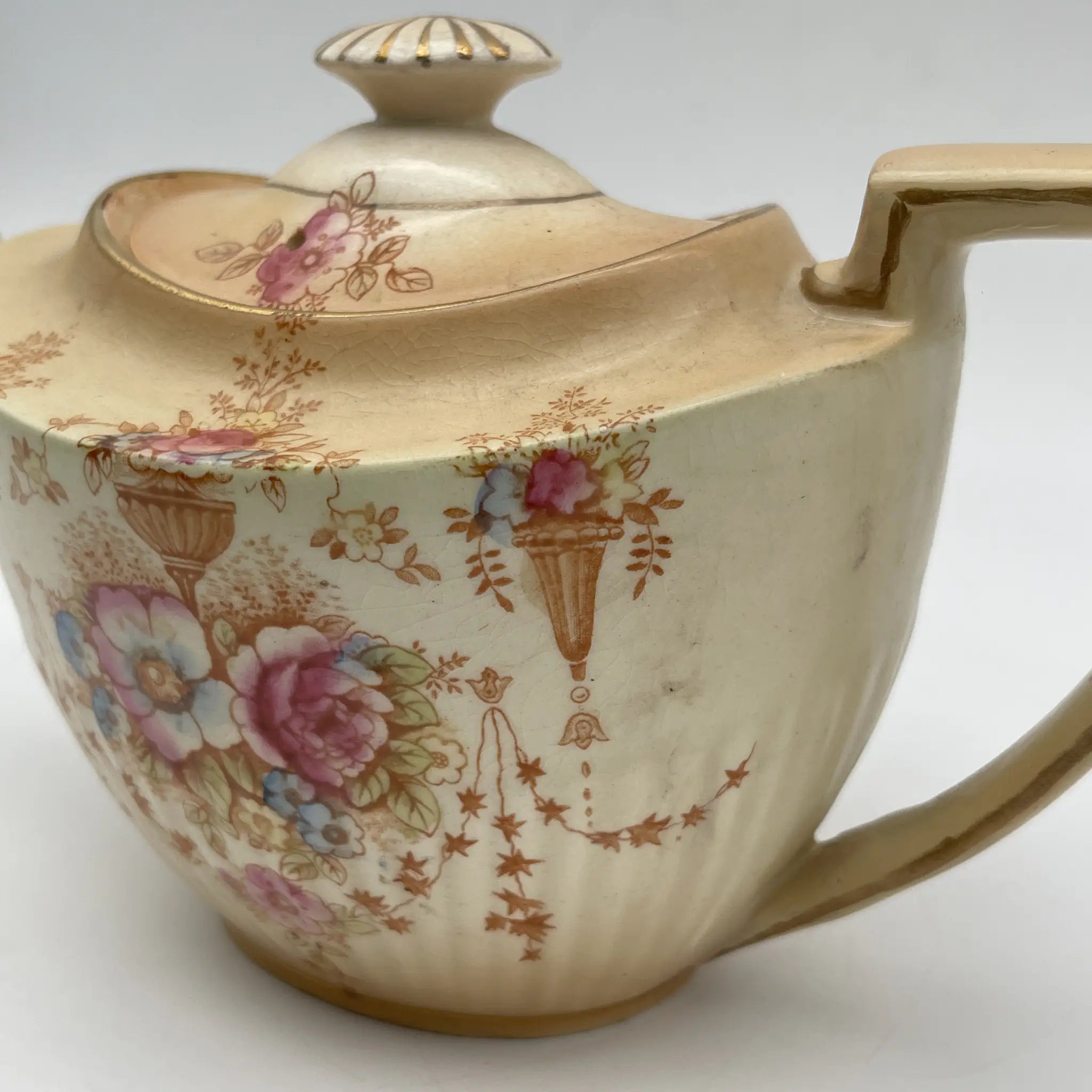 【アンティーク】 ティーポット / Crown Devon (クラウンデボン) / Spring / 1910-1920年代 / 陶器 / イギリス / 銅板転写, 手彩色 金彩