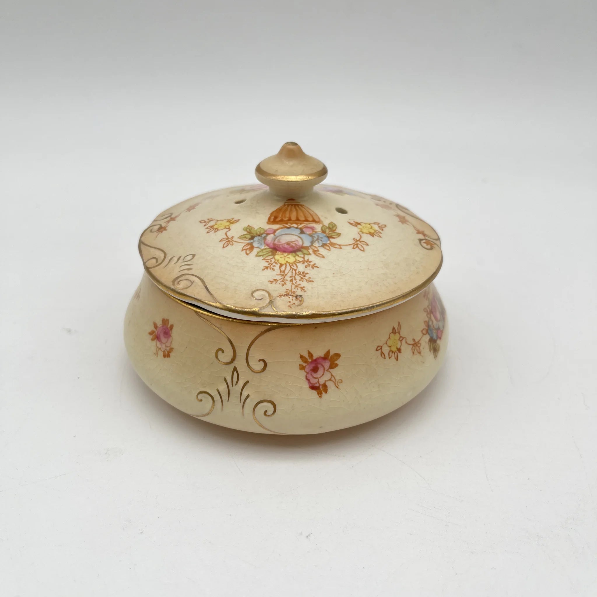 【アンティーク】 ポプリポット (小物入れ) / Crown Devon (クラウンデボン) / Spring / 1910-1920年代 / 陶器 / イギリス / 銅板転写, 手彩色 金彩