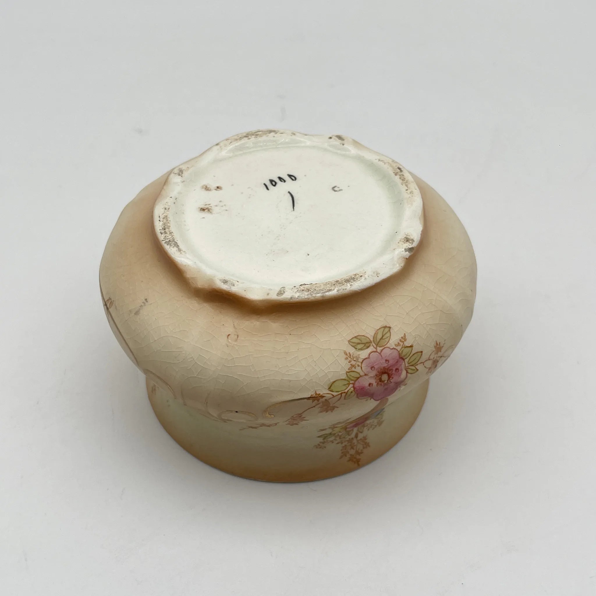 [Antique] Potpourri pot (trinket case) / Crown Devon / 1910-1920s (estimated) / Pottery / England / Copper plate transfer, hand-colored gold