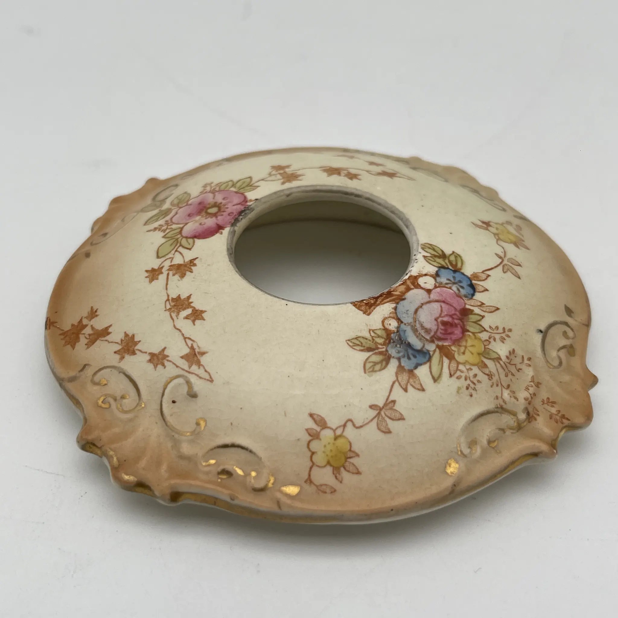 [Antique] Potpourri pot (trinket case) / Crown Devon / 1910-1920s (estimated) / Pottery / England / Copper plate transfer, hand-colored gold