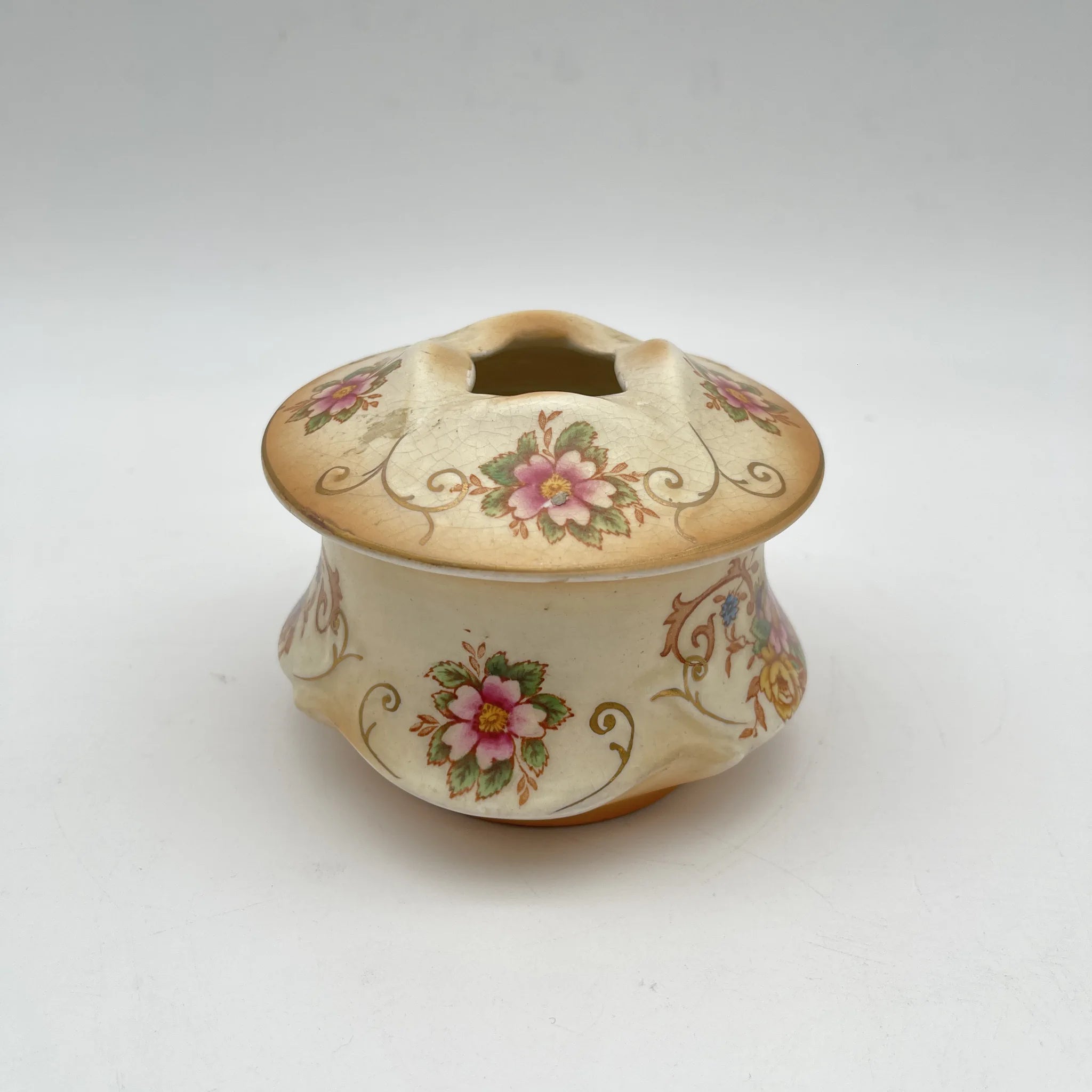 【アンティーク】 ポプリポット (小物入れ) / Crown Ducal (クラウンデュカル) / Louis / 1910-1920年代 (推定) / 陶器 / イギリス / 銅板転写, 手彩色 金彩銅板転写, 手彩色 金彩