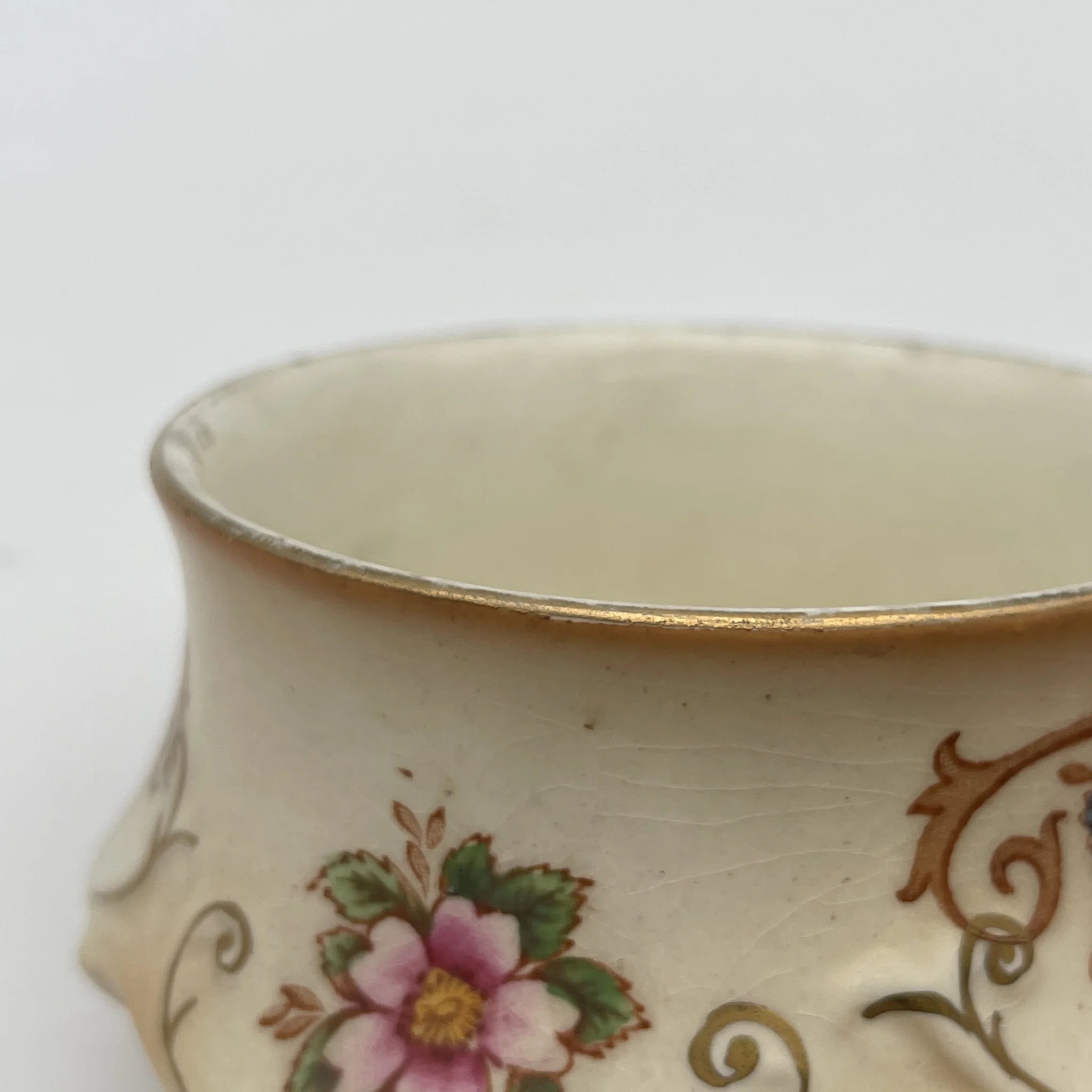 【古董】poplipot / Crown Ducal / Louis / 1910-1920年代（推测）/陶器/英国/铜板转印， 手工金彩铜板转印，手工金彩